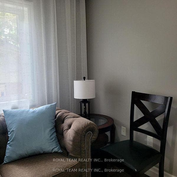 1021 Bannister Street photo 5