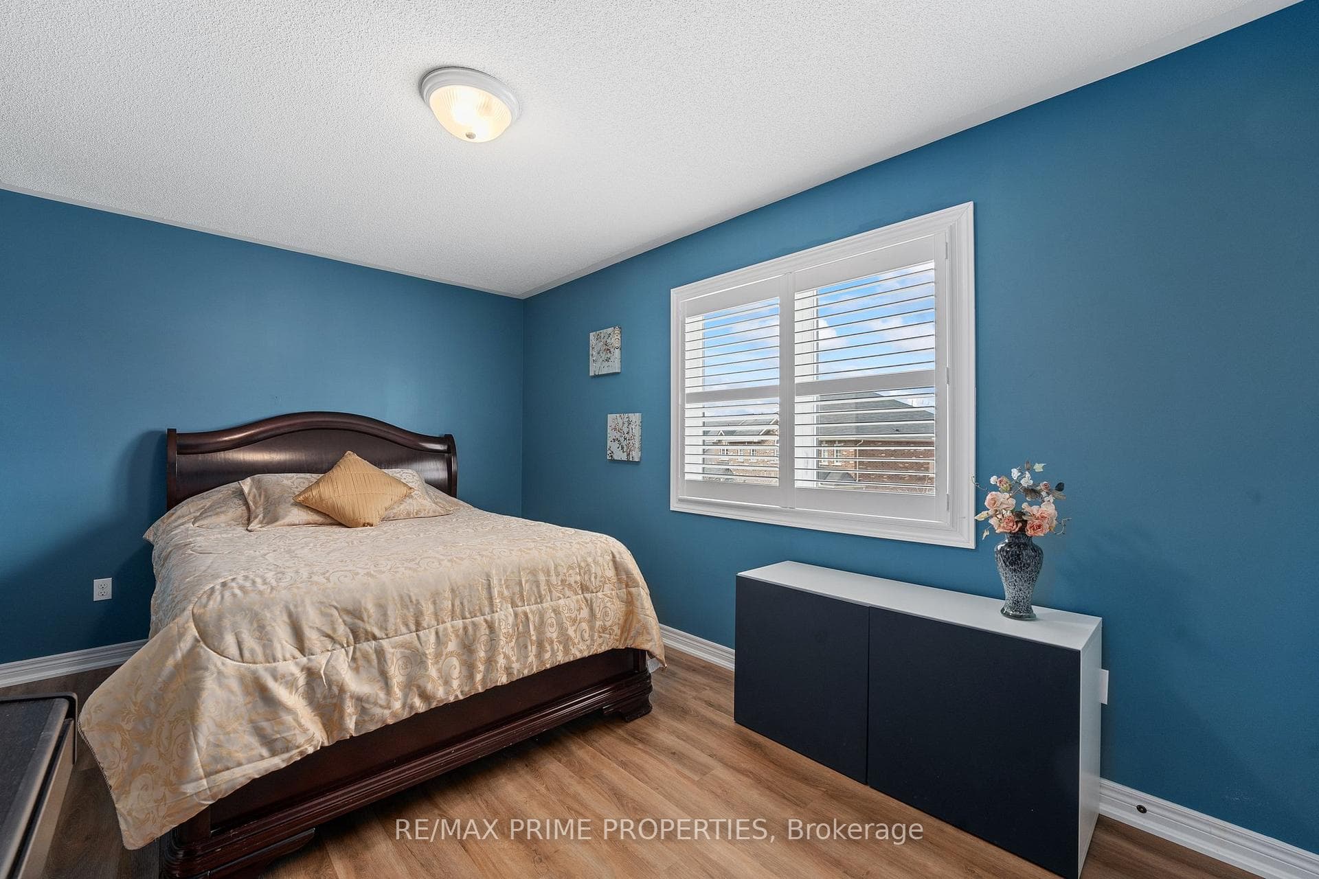 Bedroom 1 on 2nd floor large windows