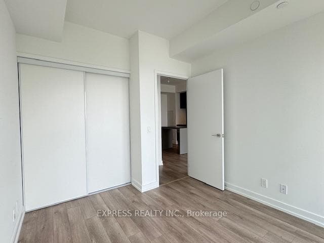 33 Helendale Avenue Unit 1713 photo 13