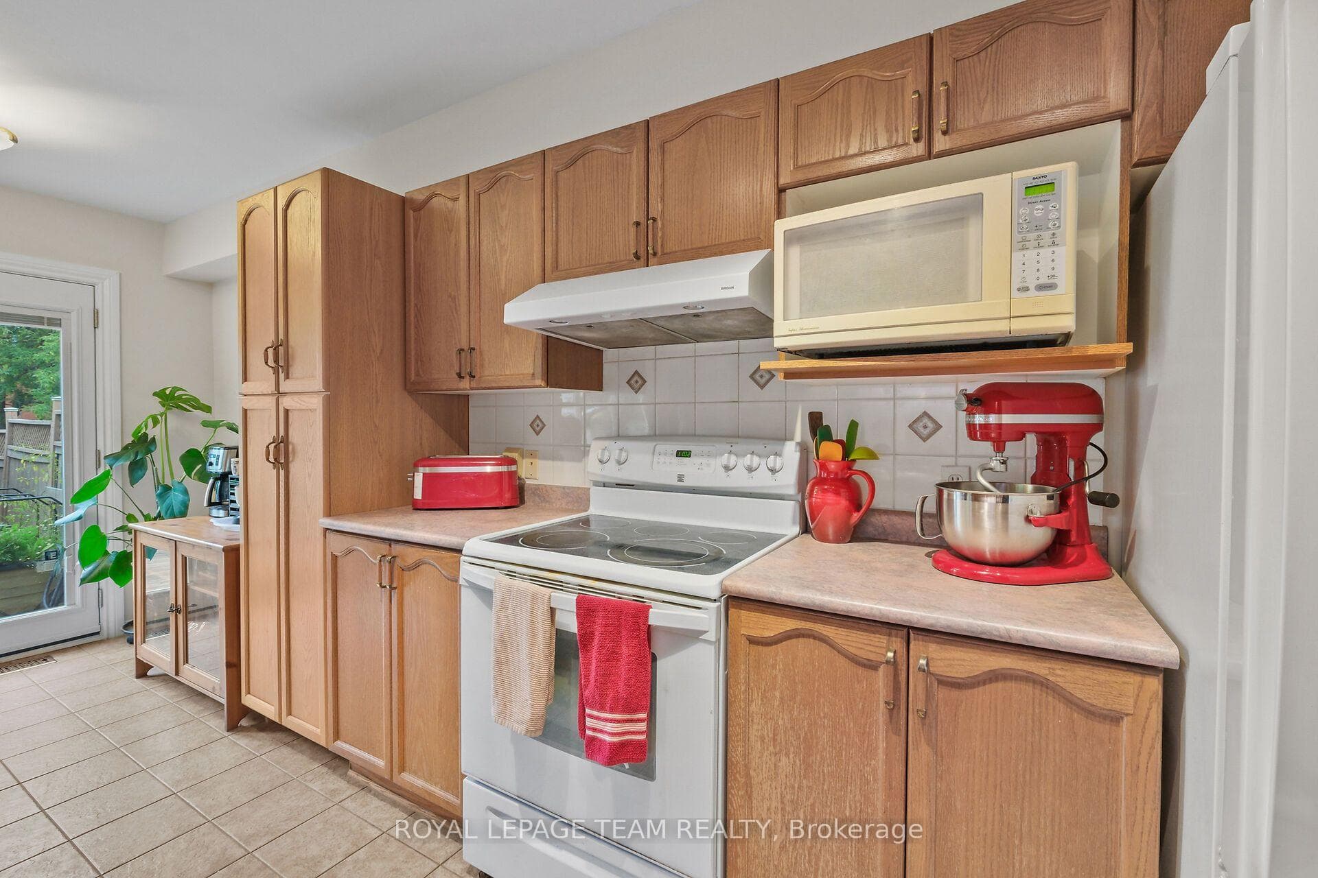 Tons of cabinet and counter space in Kitchen.