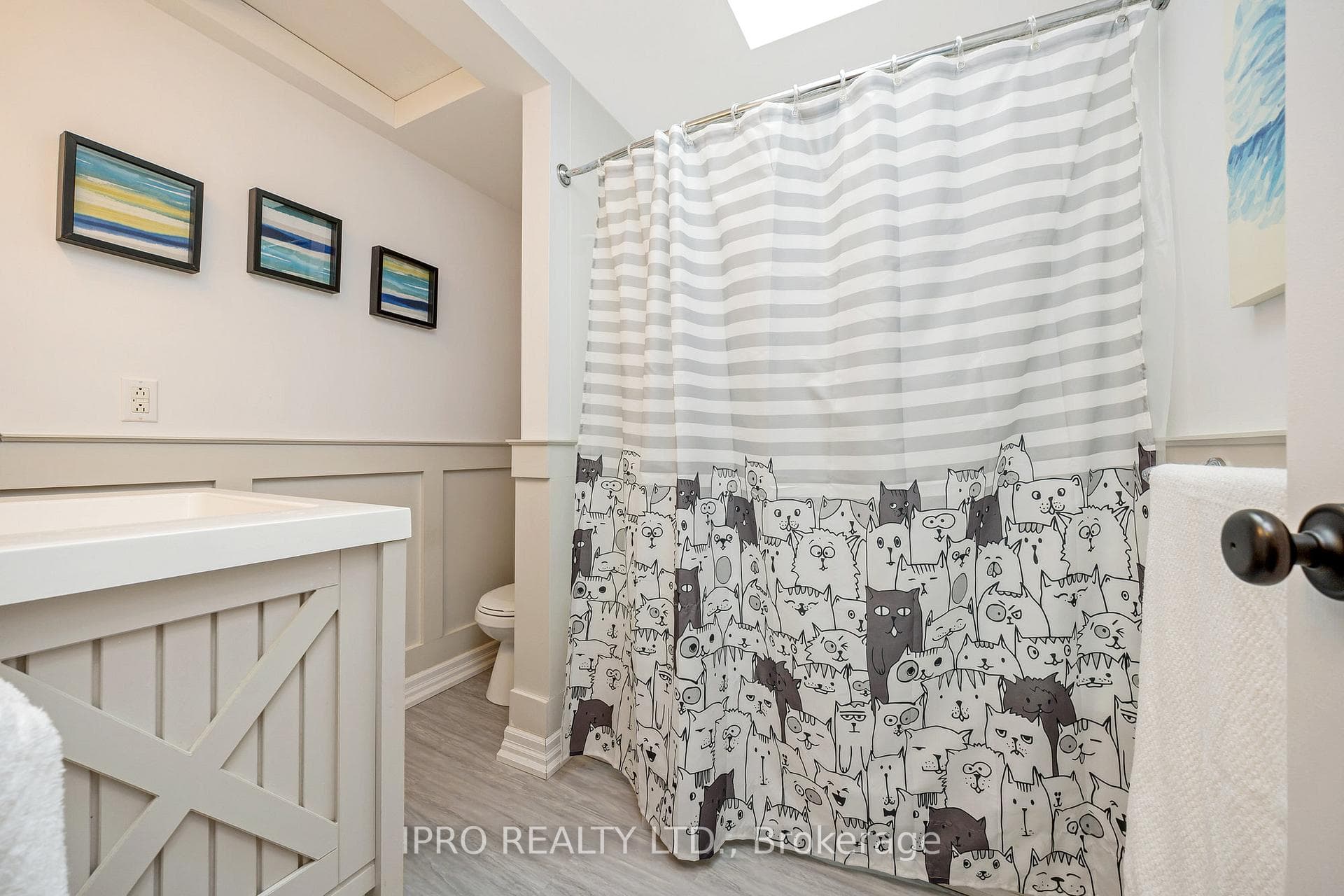 2 Jessop Court photo 24