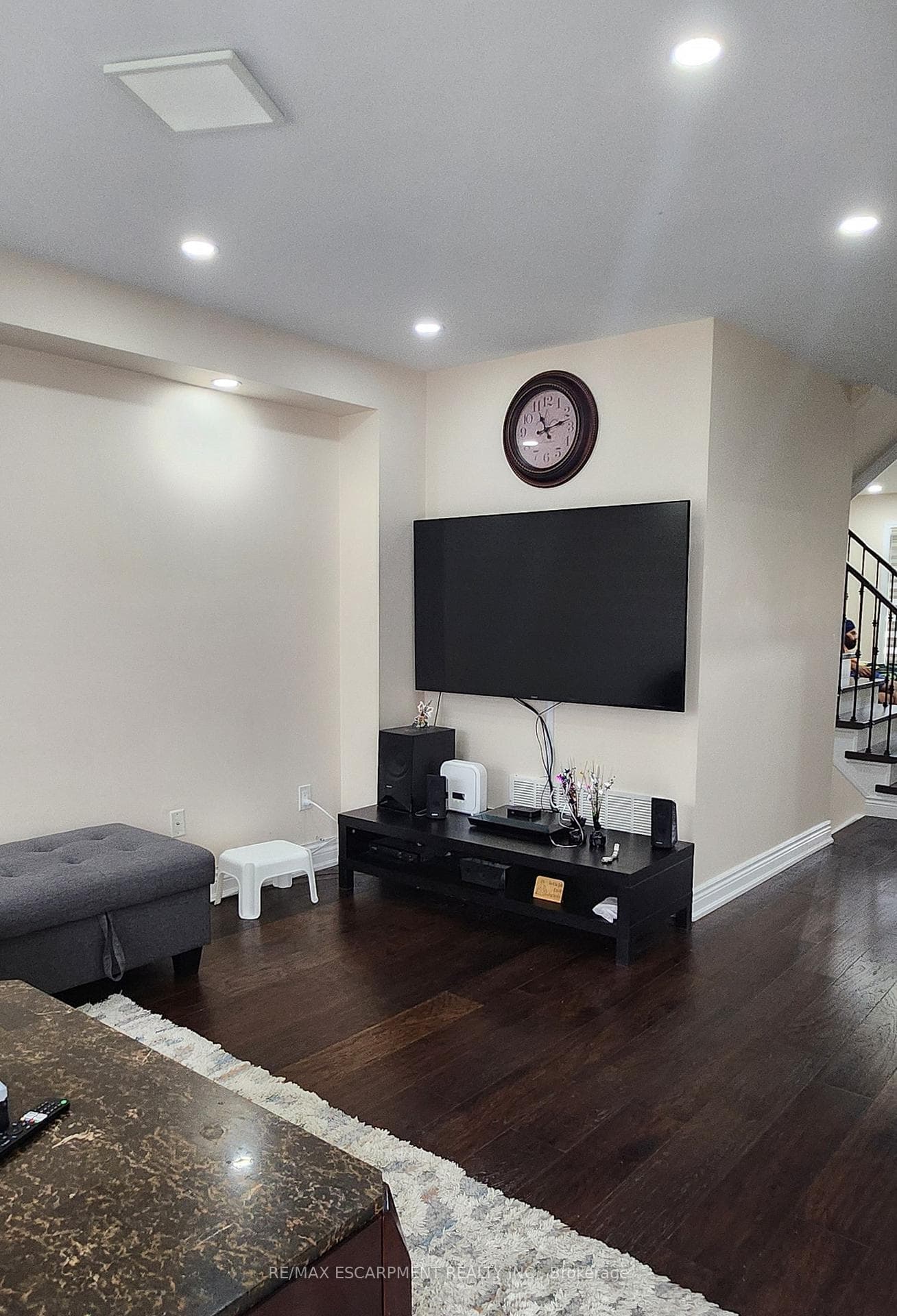 152 Thomas Avenue photo 11