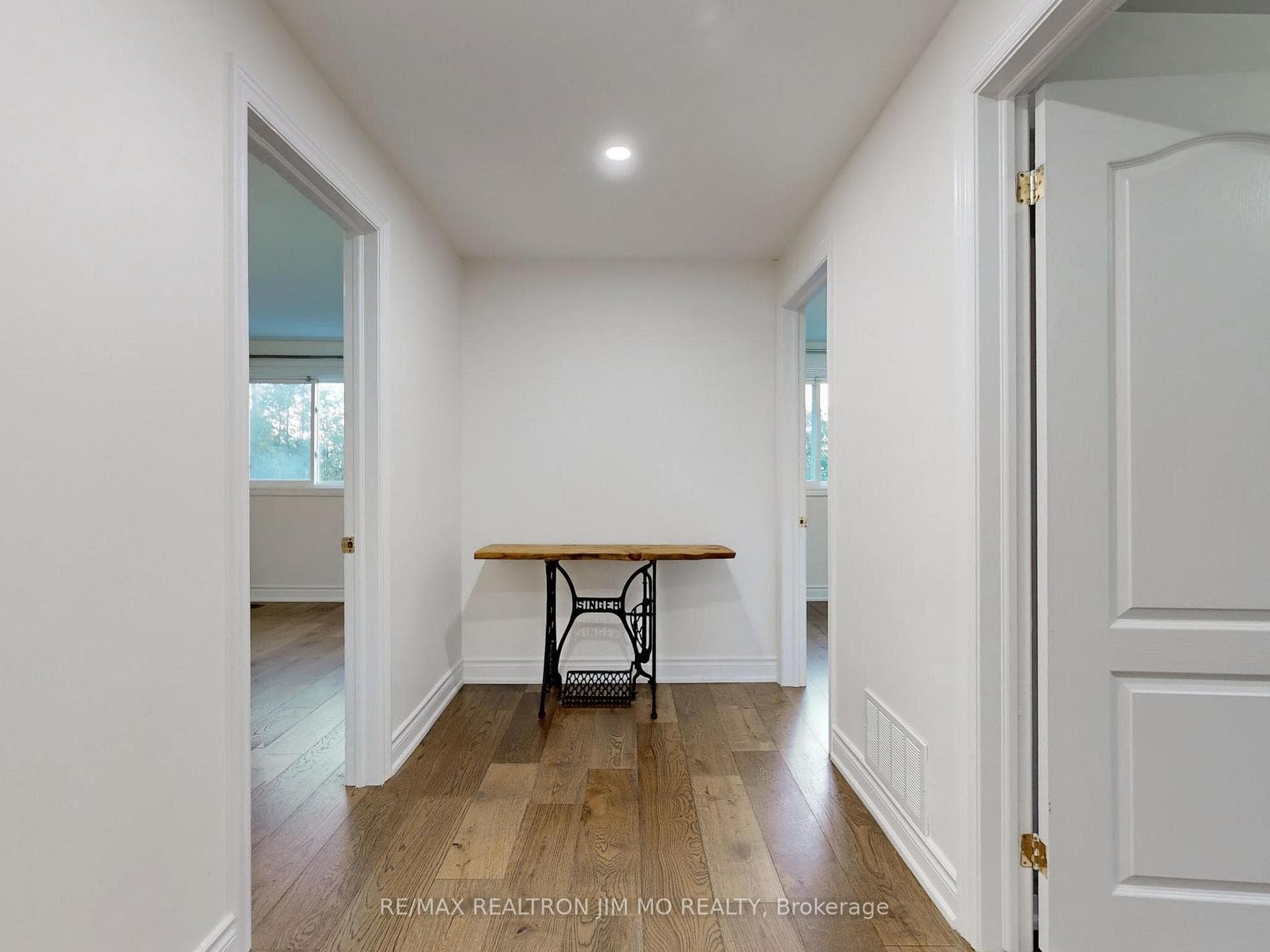 40 Gladiator Road Unit Main photo 13