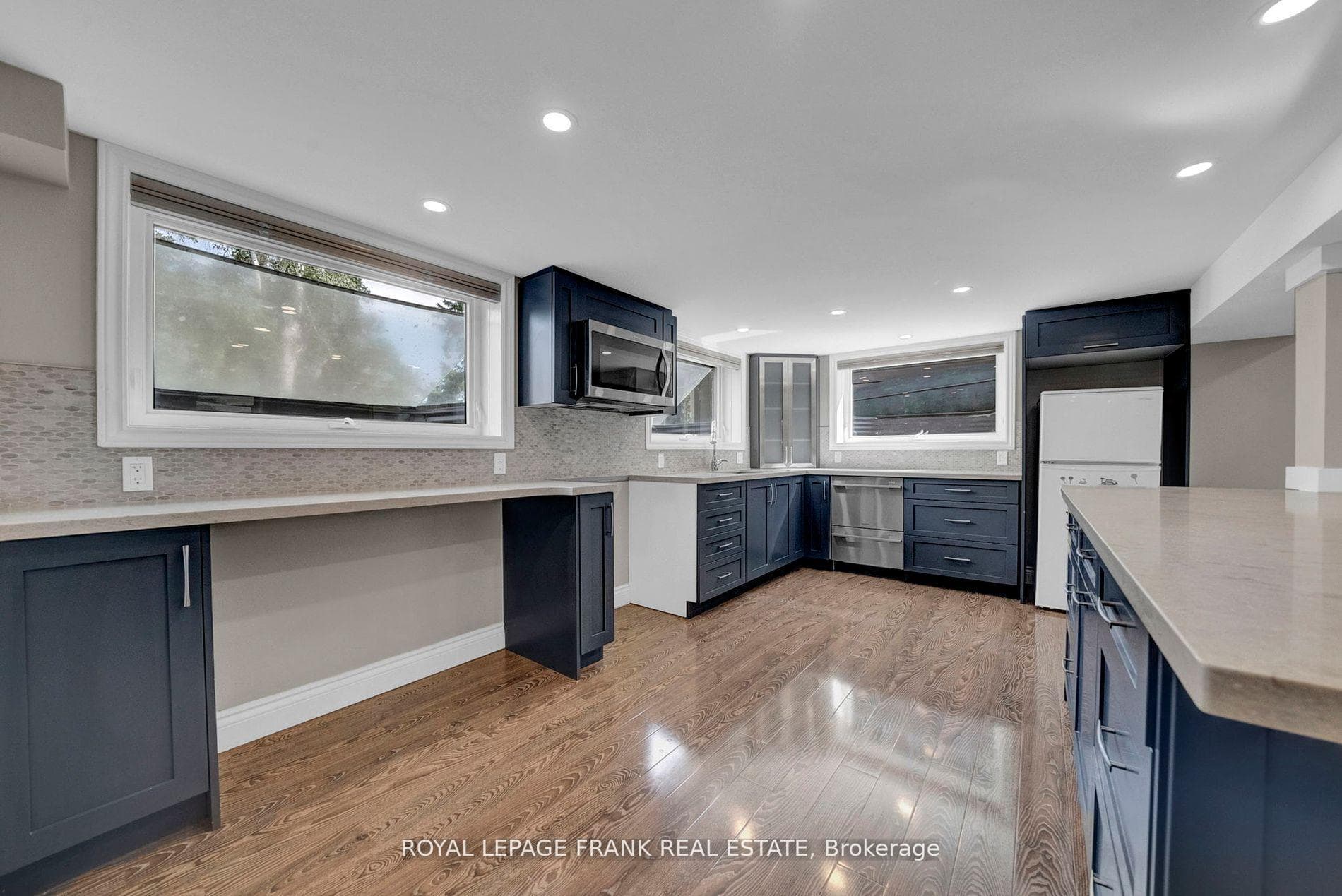 230 Beech Street photo 19