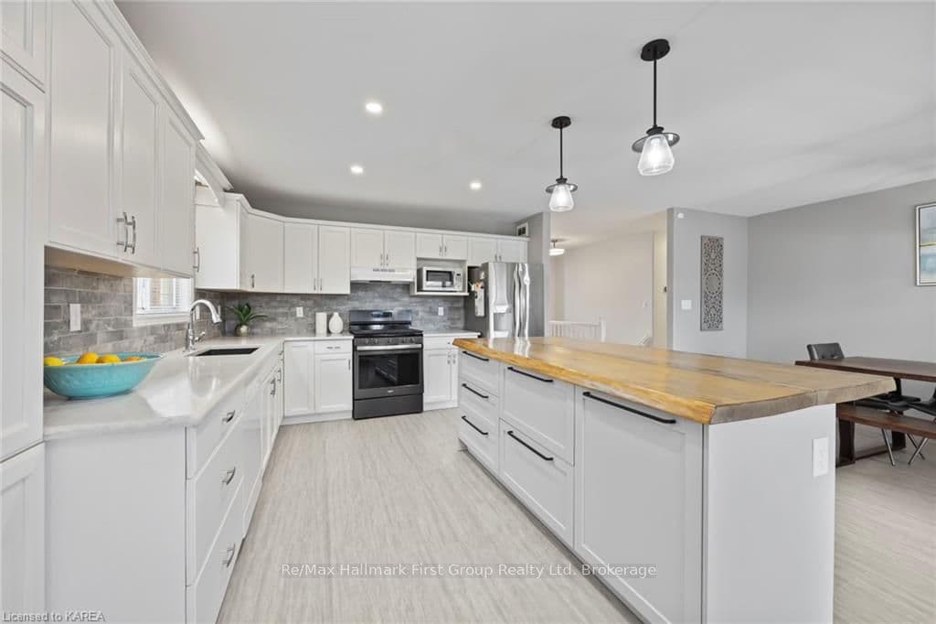 108 HICKORY Grove photo 12