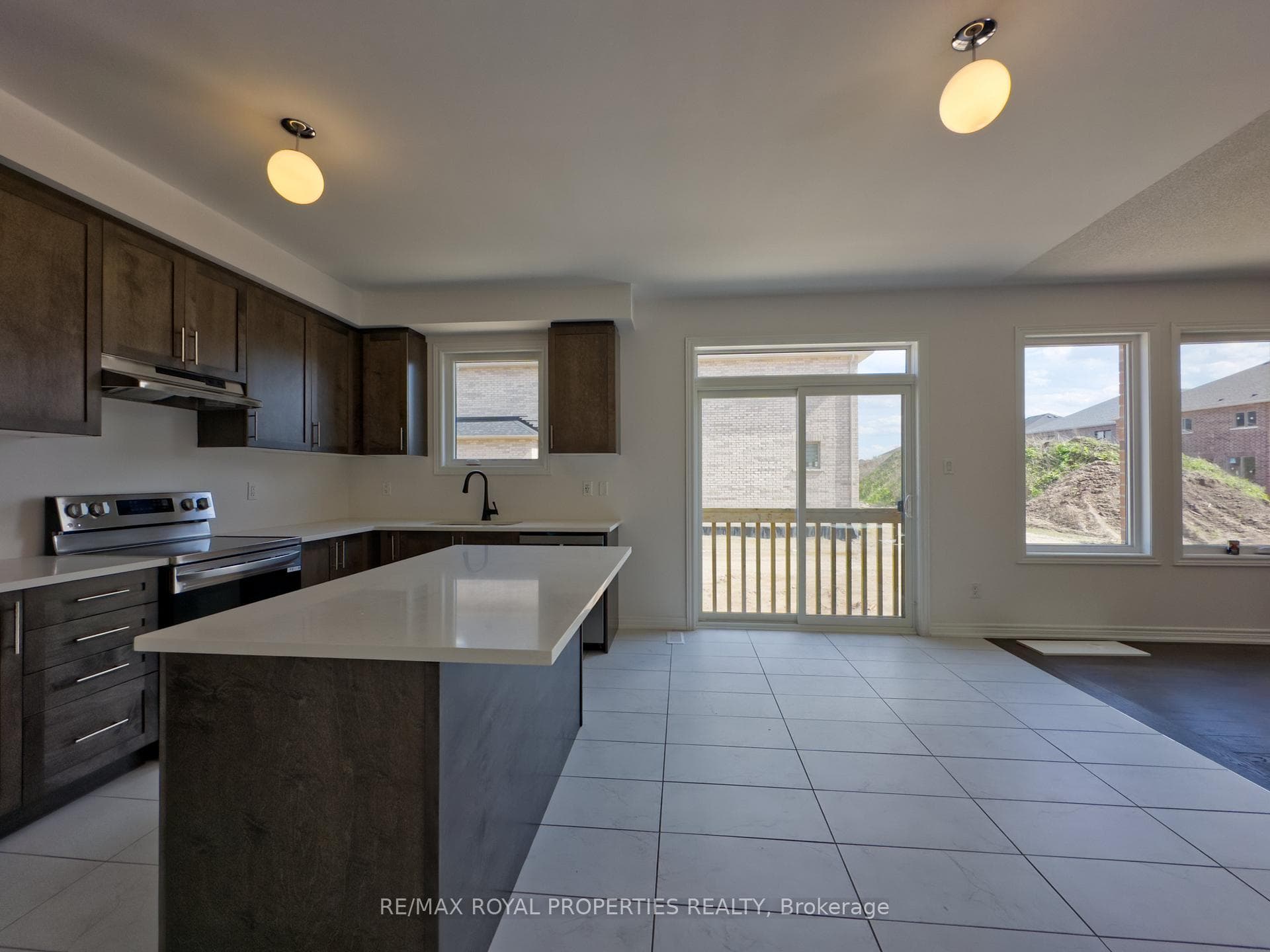 83 Baycroft Boulevard photo 16