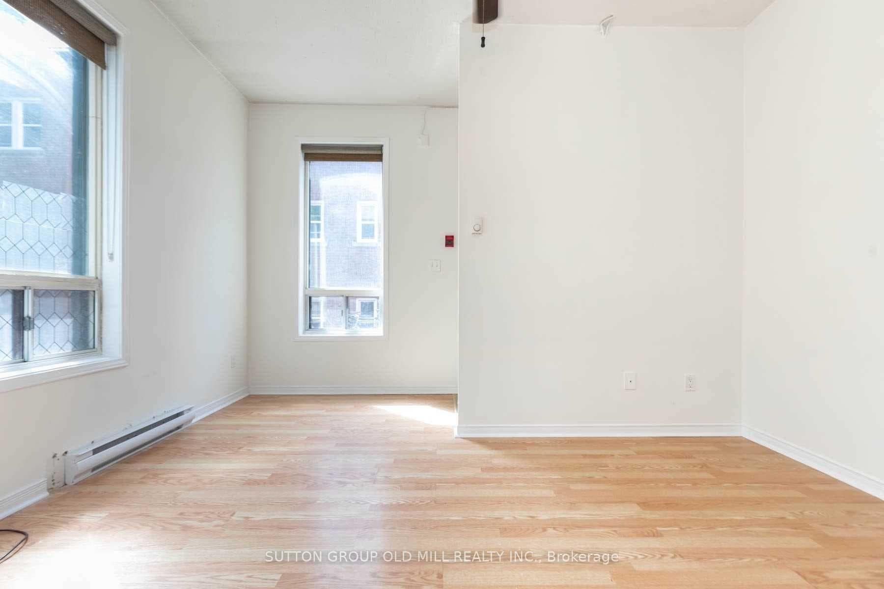 133 Dunn Avenue Unit 203 photo 10