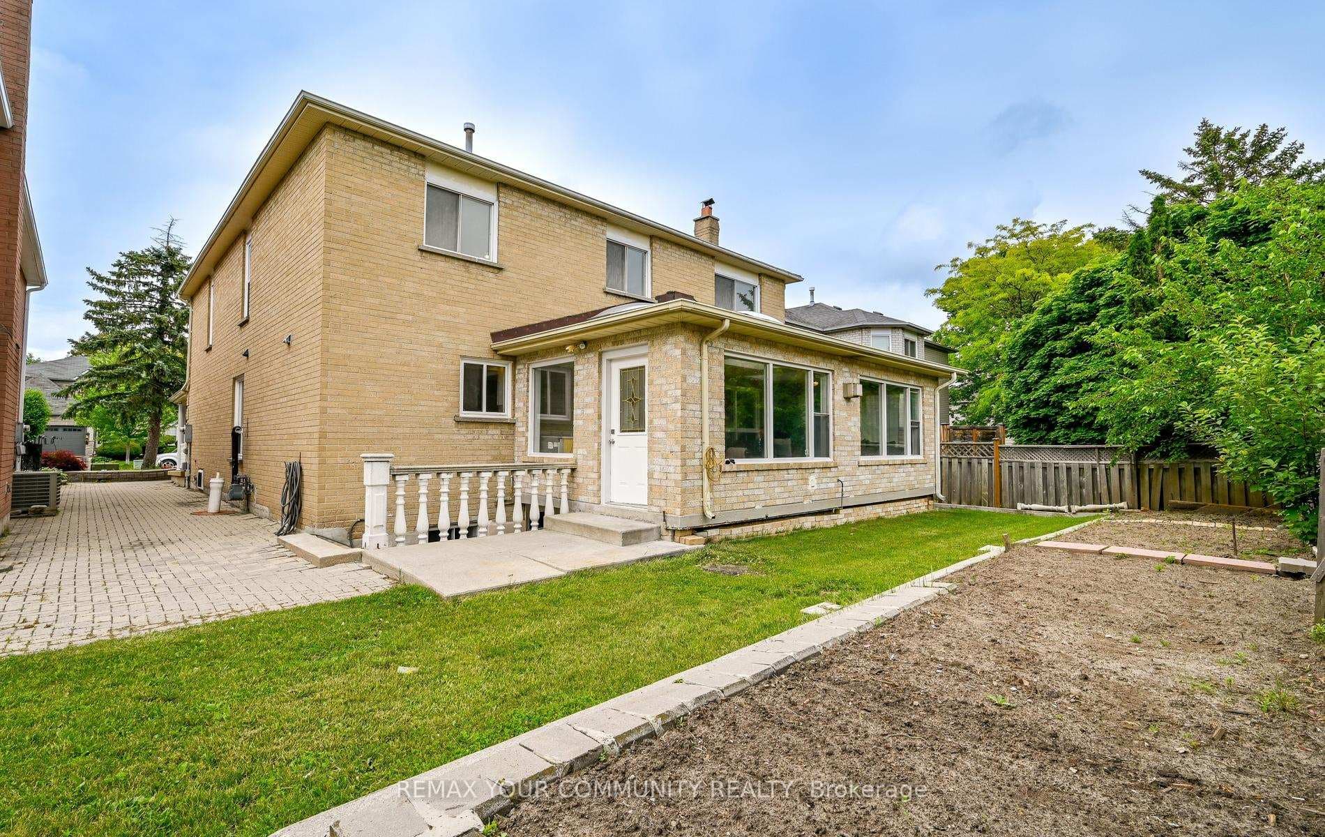 1554 Saugeen Drive photo 41