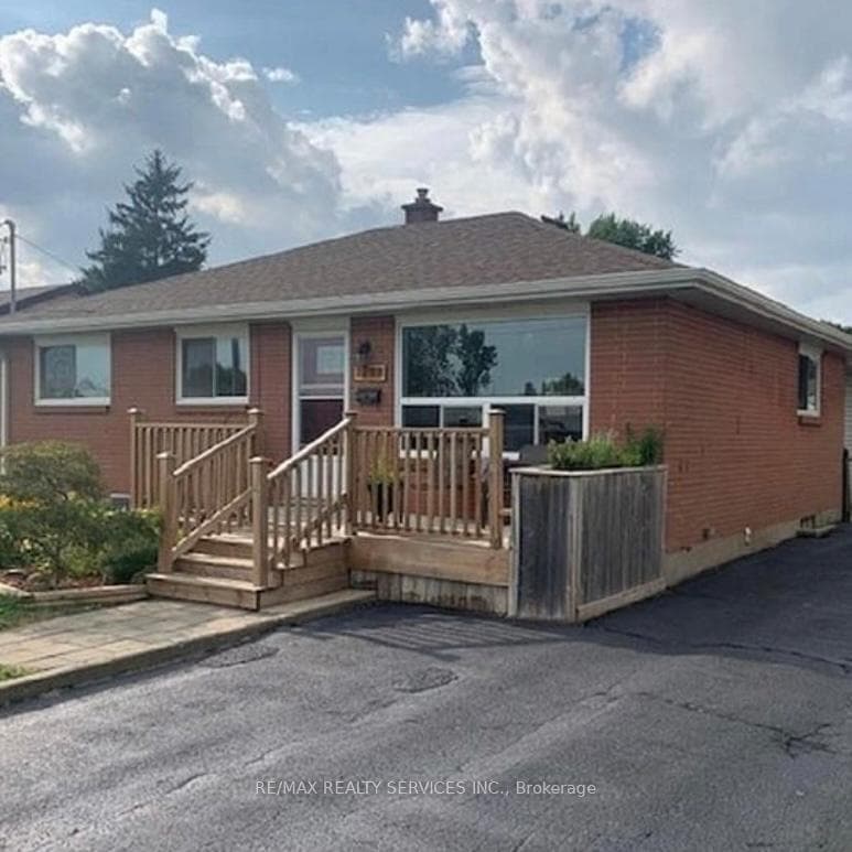 1798 Trafalgar Street Unit Lower photo 1