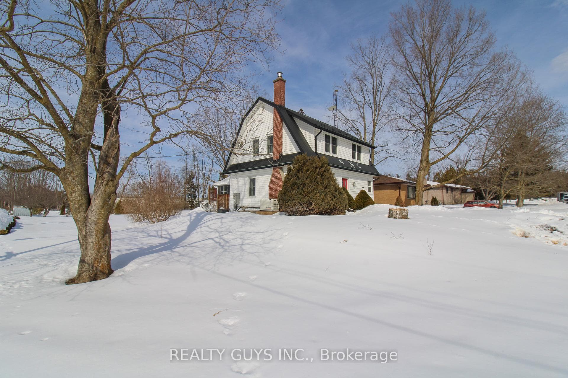 1 Wellington Street photo 6