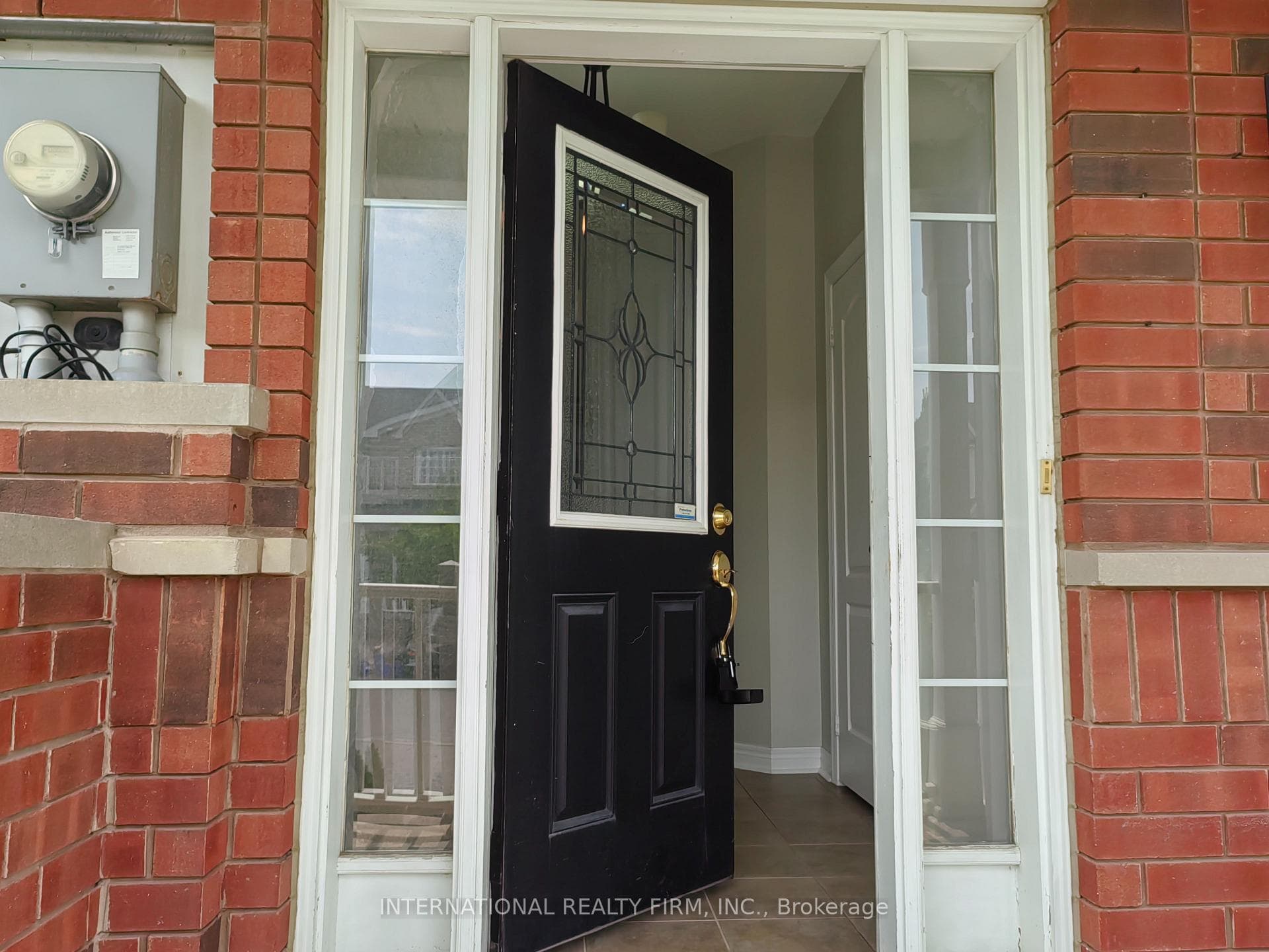 969 Fetchison Drive photo 3