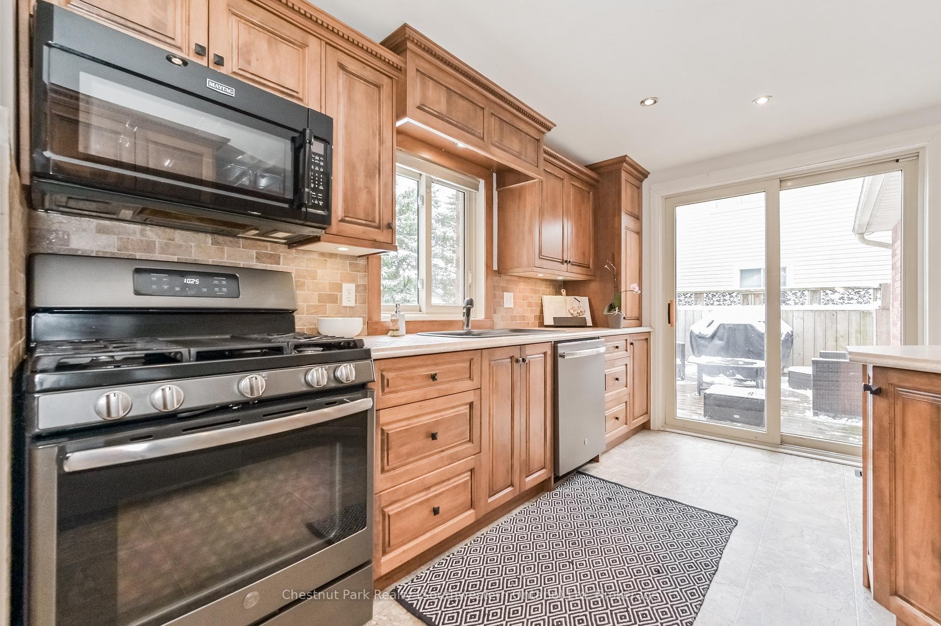 139 Miller Crescent photo 14