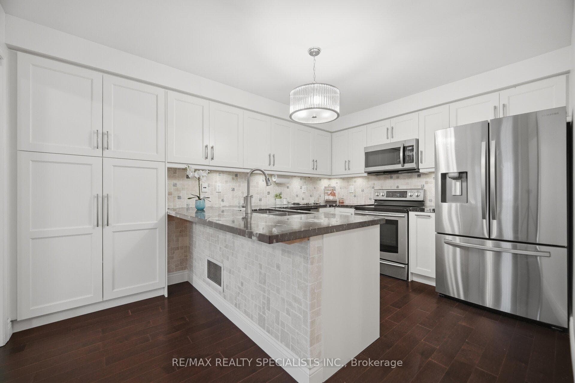 932 Sprague Place photo 20