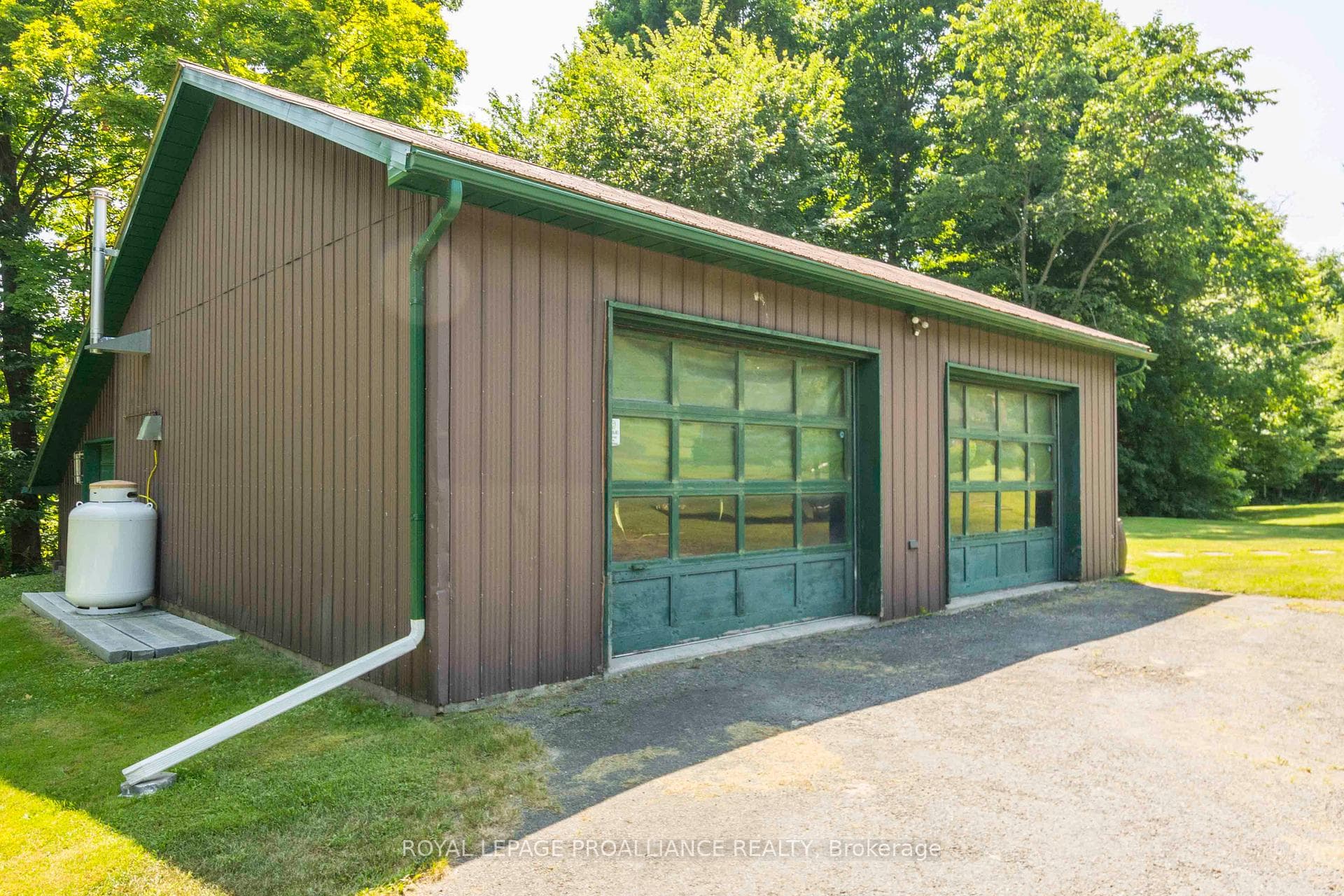 52 Coltman Road photo 32