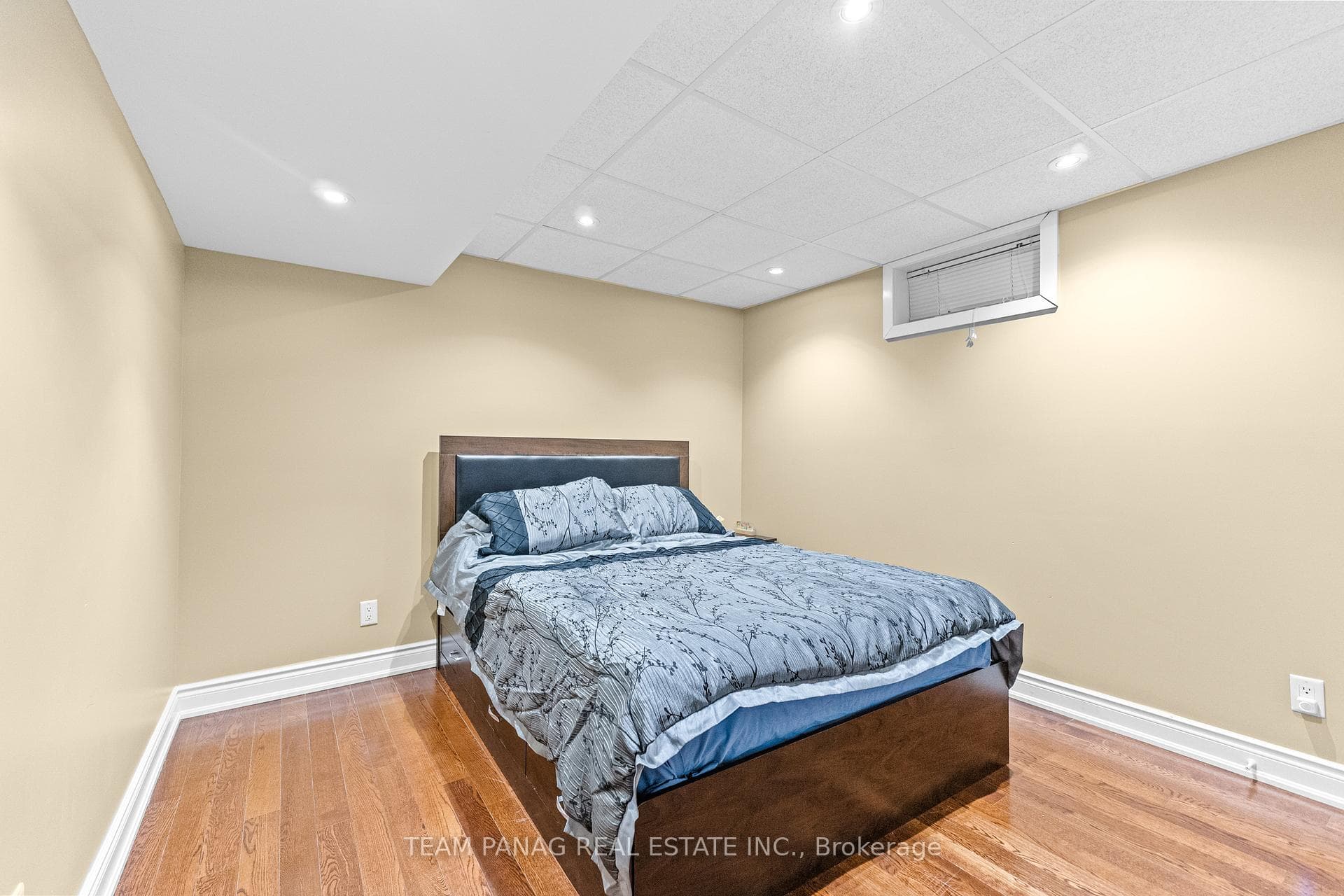 5358 Flatford Road photo 33
