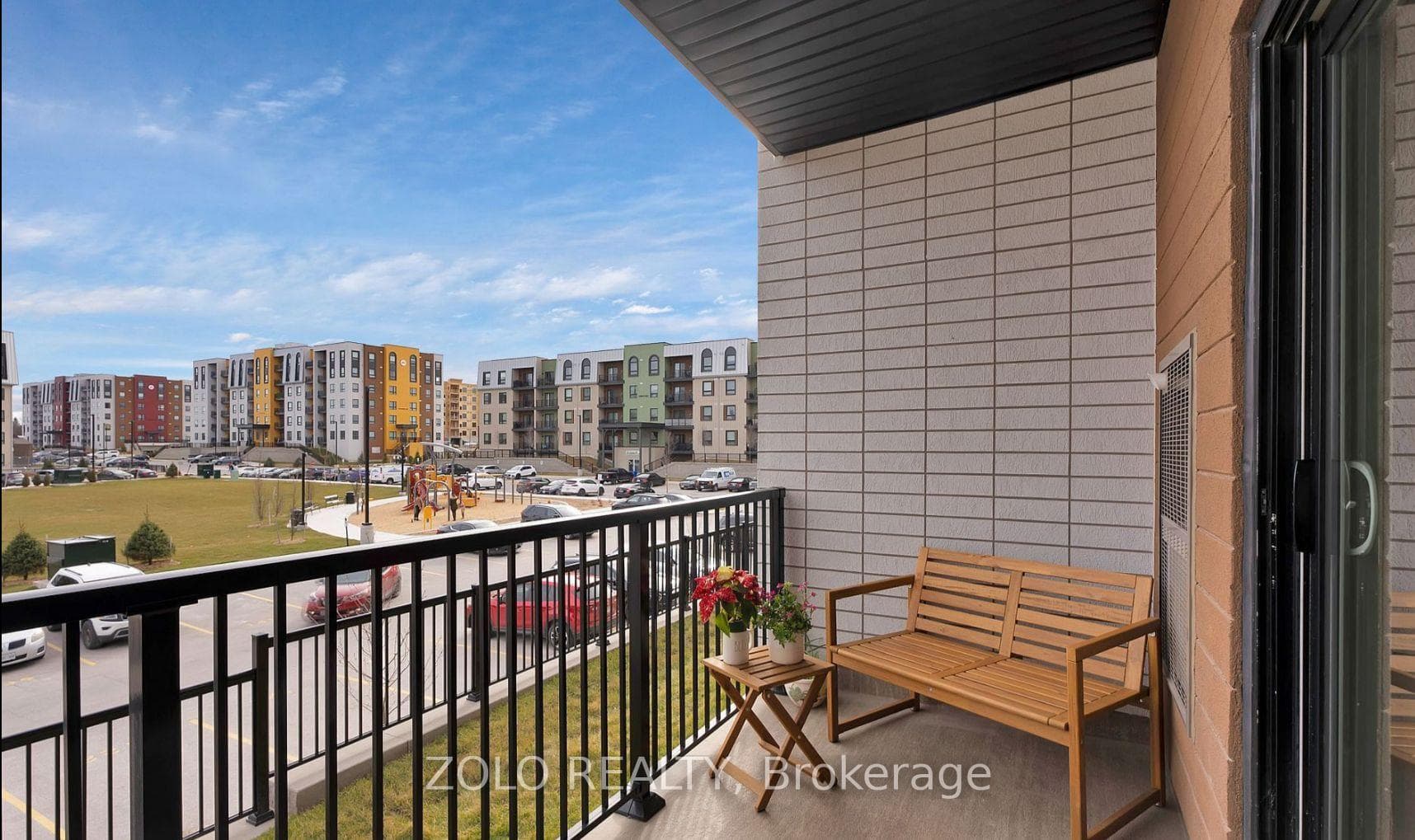 4 Spice Way Unit 101 photo 20