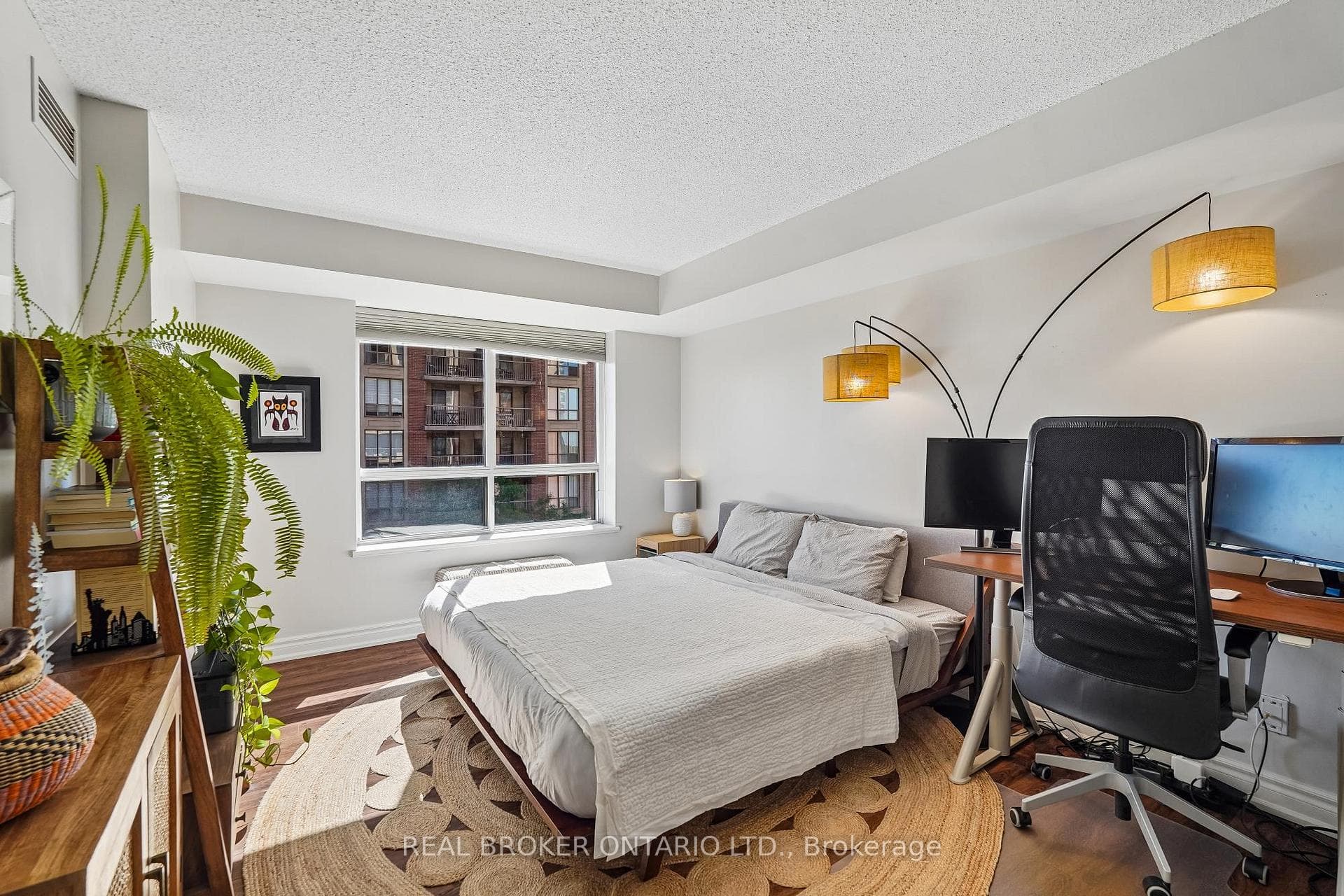 51 Harrison Garden Boulevard Unit 704 photo 14