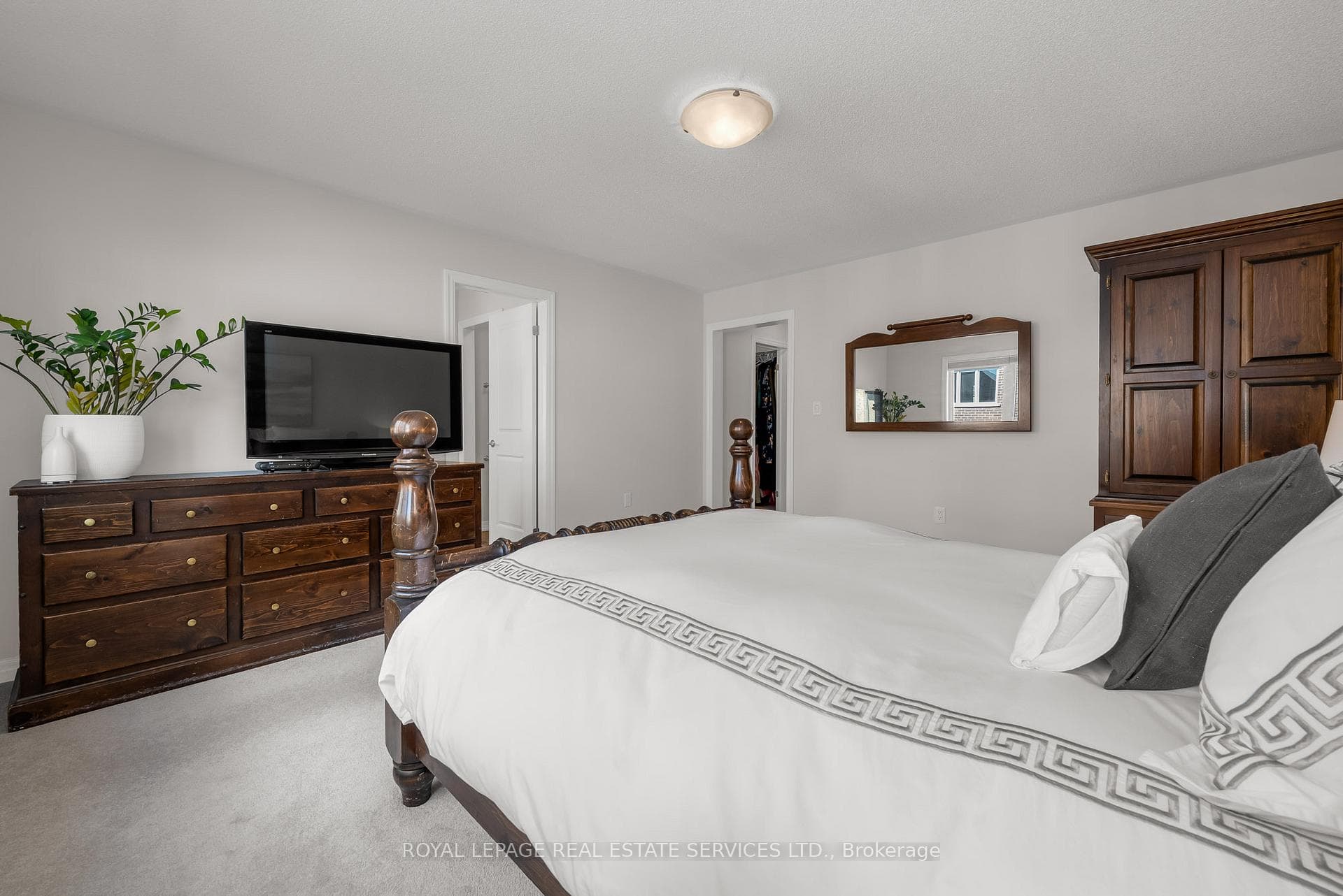 225 Cherryhurst Road photo 30