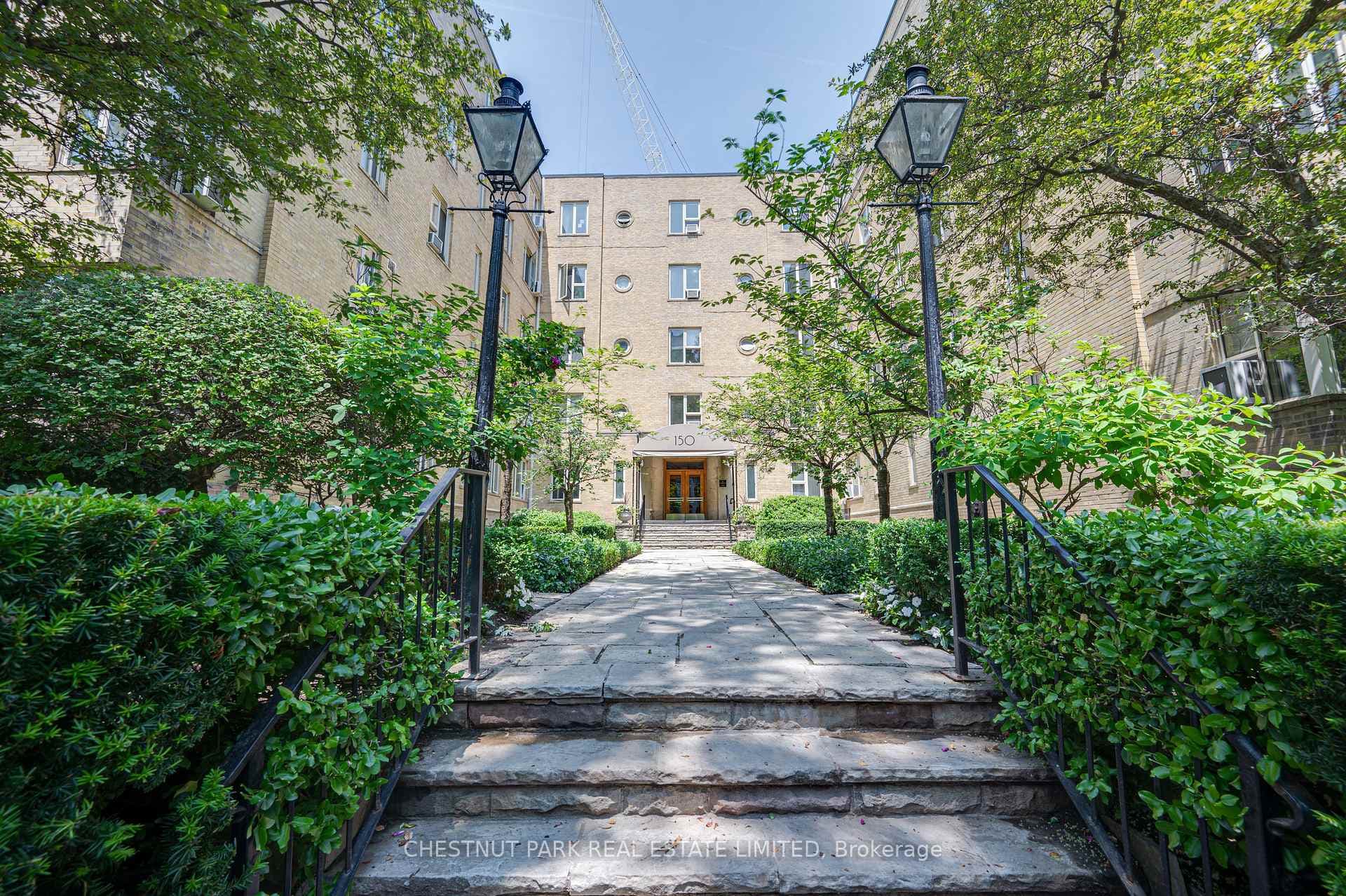 150 Farnham Avenue Unit 218 photo 1