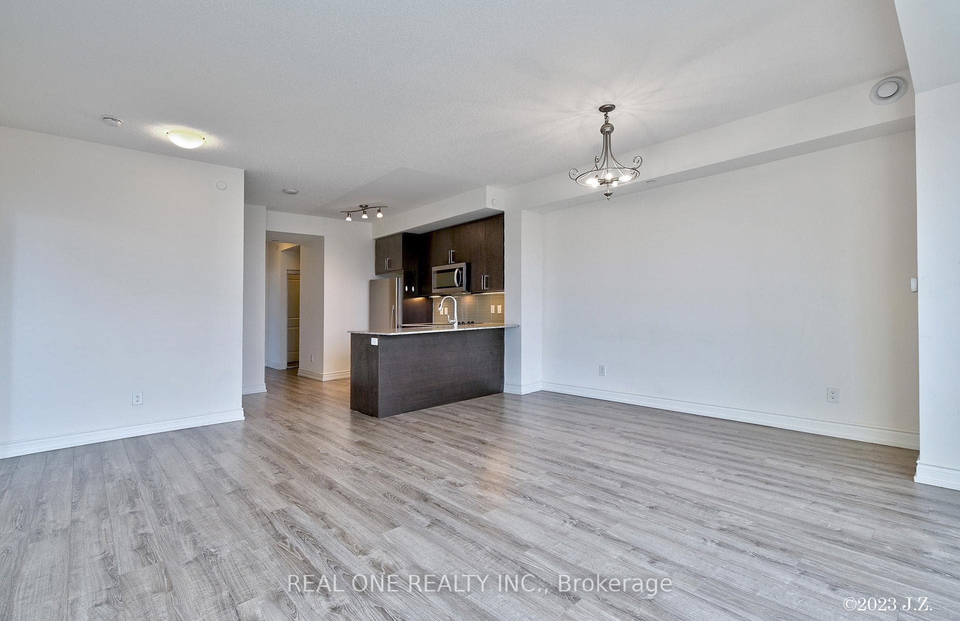 9608 Yonge Street Unit 1109A photo 16
