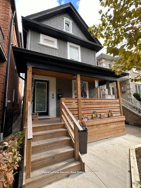 81 Bartlett Avenue photo 1
