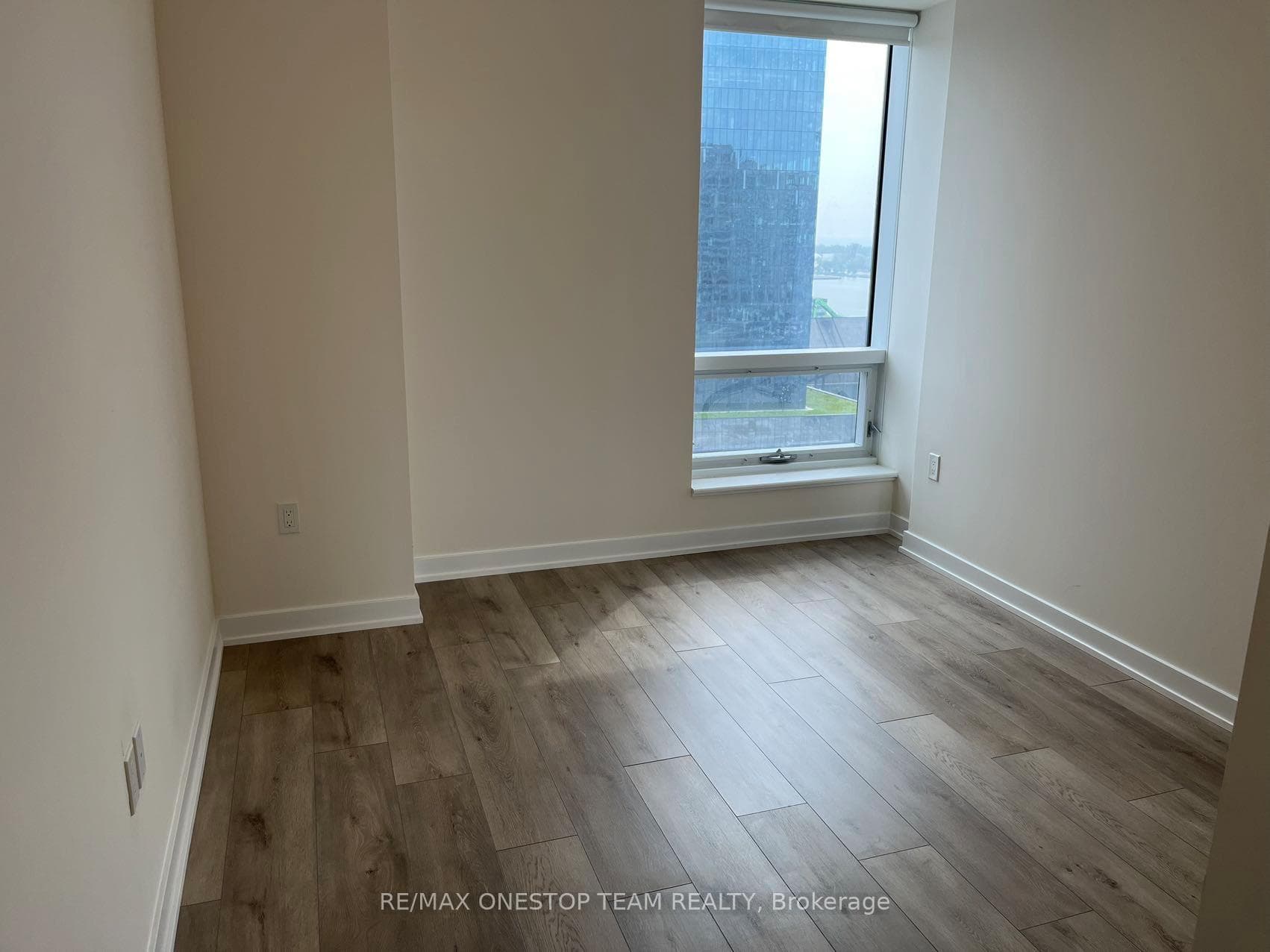 28 Freeland Street Unit 1808 photo 9