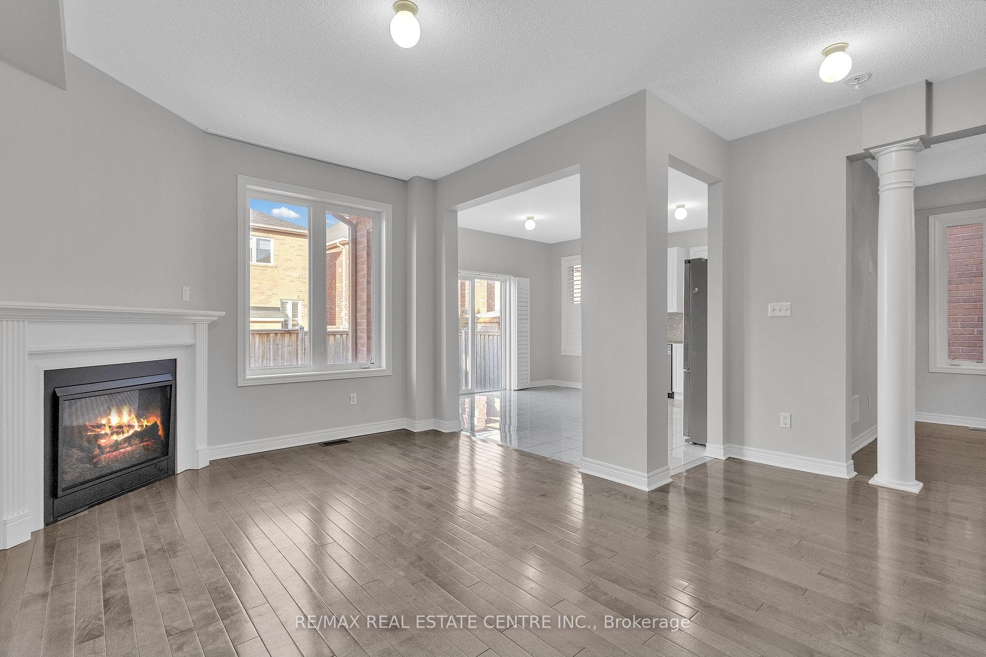 466 Cedric Terrace photo 10