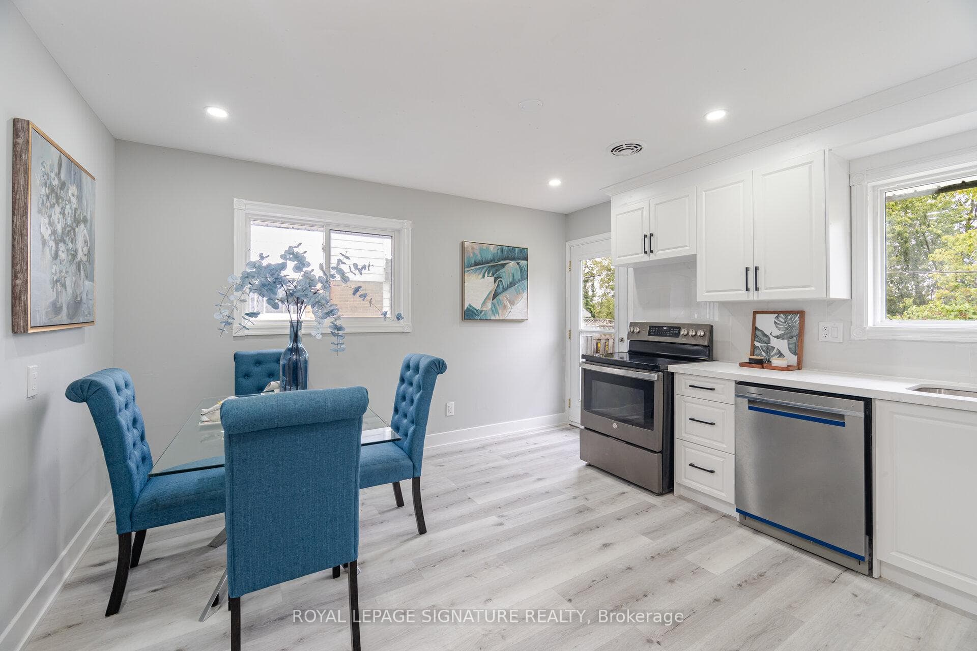 303 Durham Court photo 11