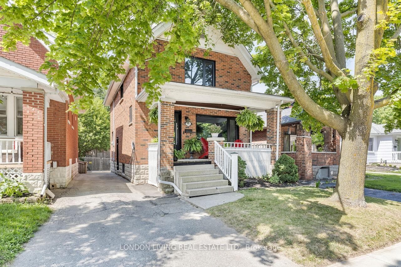 102 Emery Street photo 1
