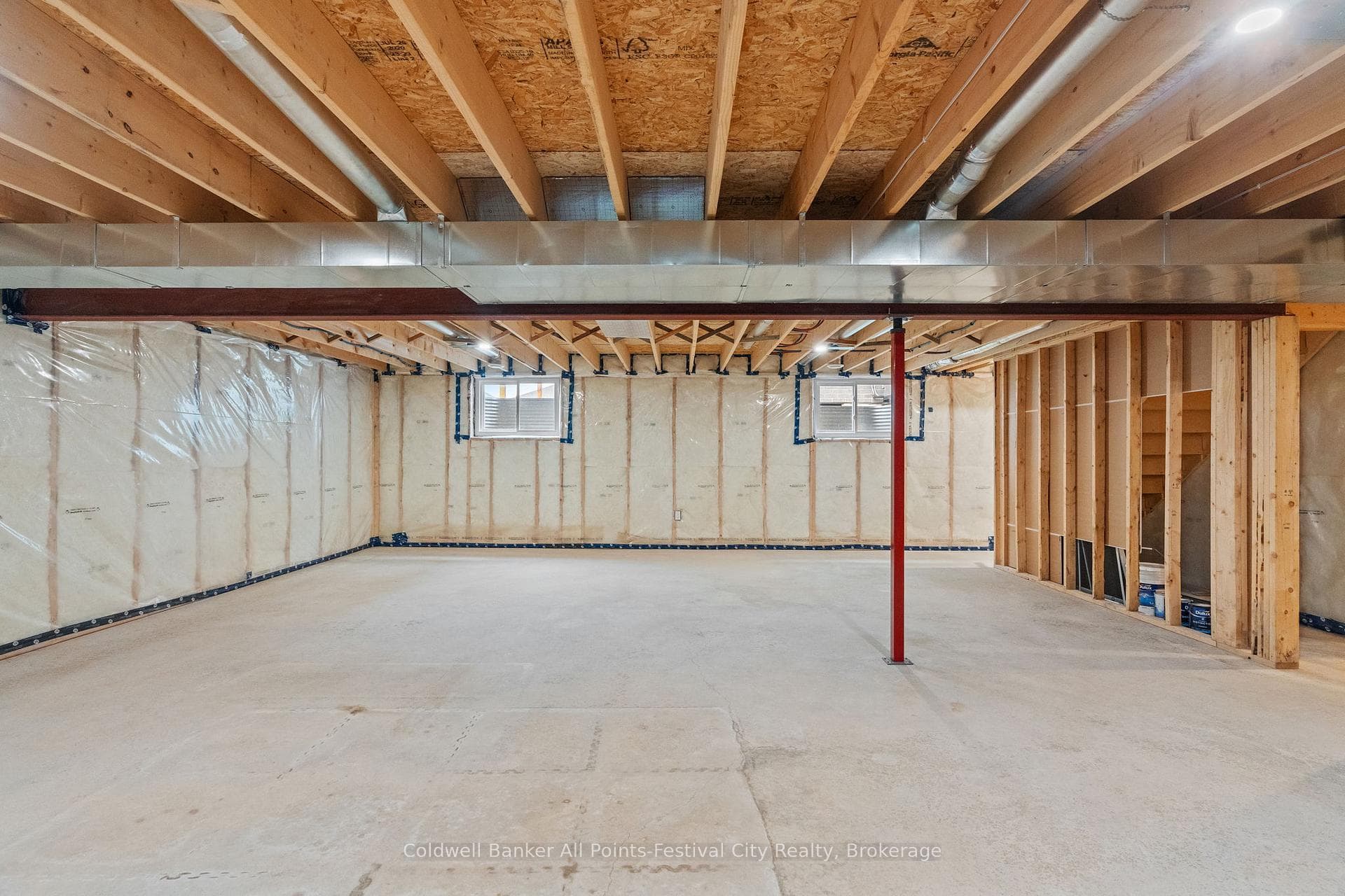 463 Warren Street photo 33