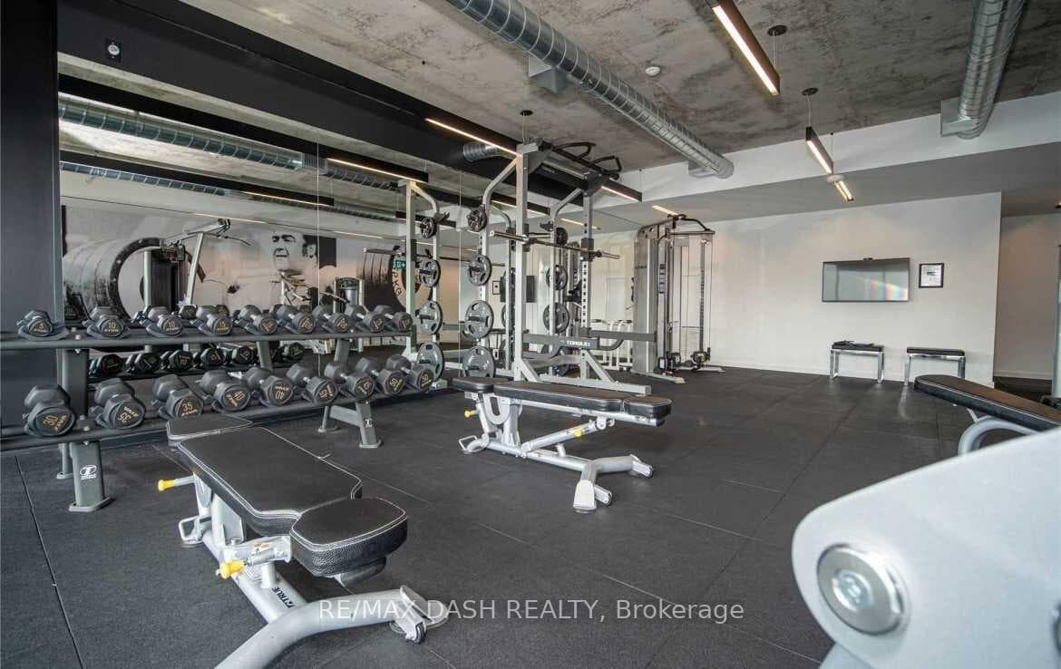 170 Bayview Avenue Unit 805 photo 24