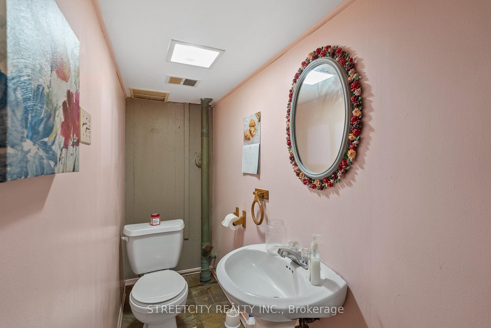 937 Luxton Drive photo 33