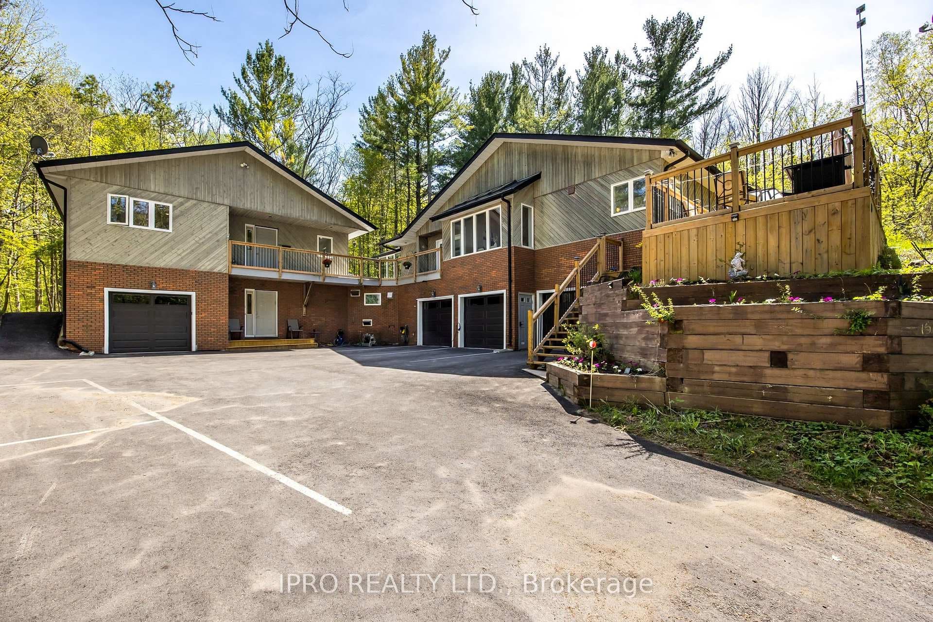 15 Algonquin Forest Drive photo 4