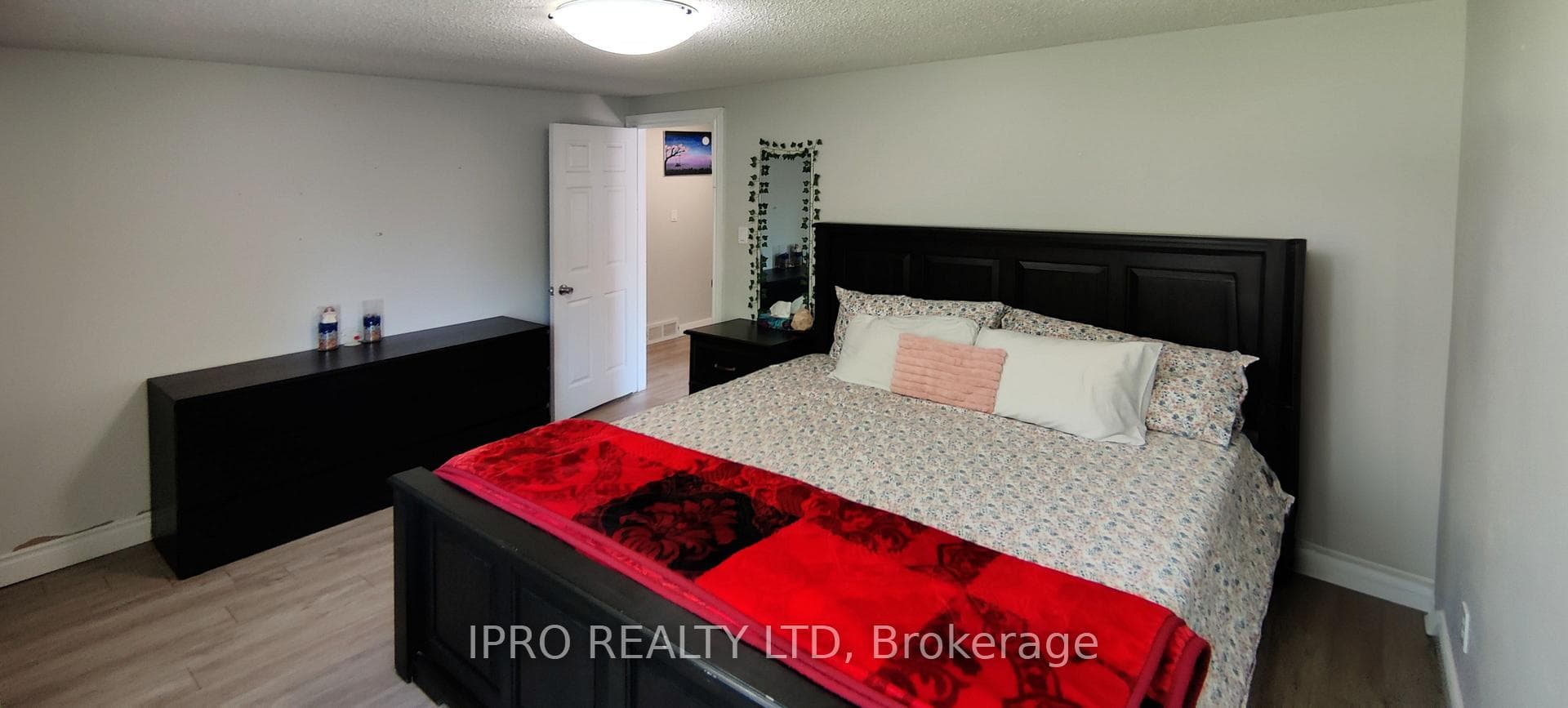 3007 Forest Glade Drive photo 15