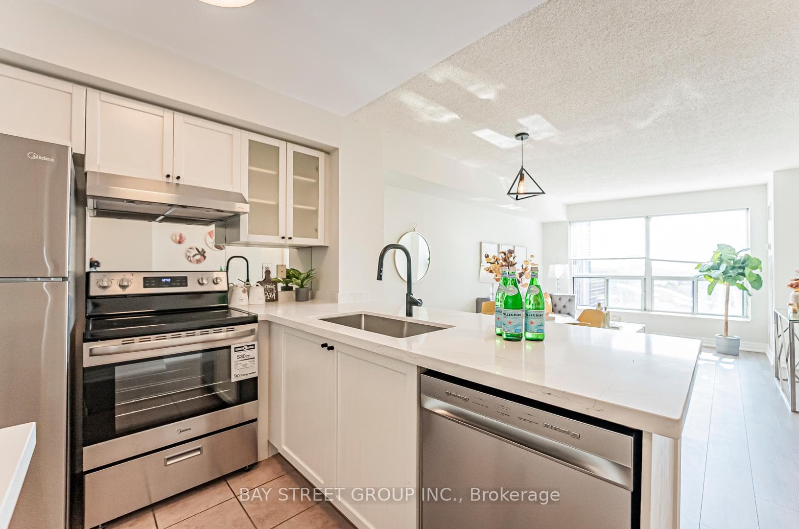 188 Doris Avenue Unit 1718 photo 9