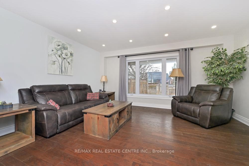 14 Borden Hill Court photo 10