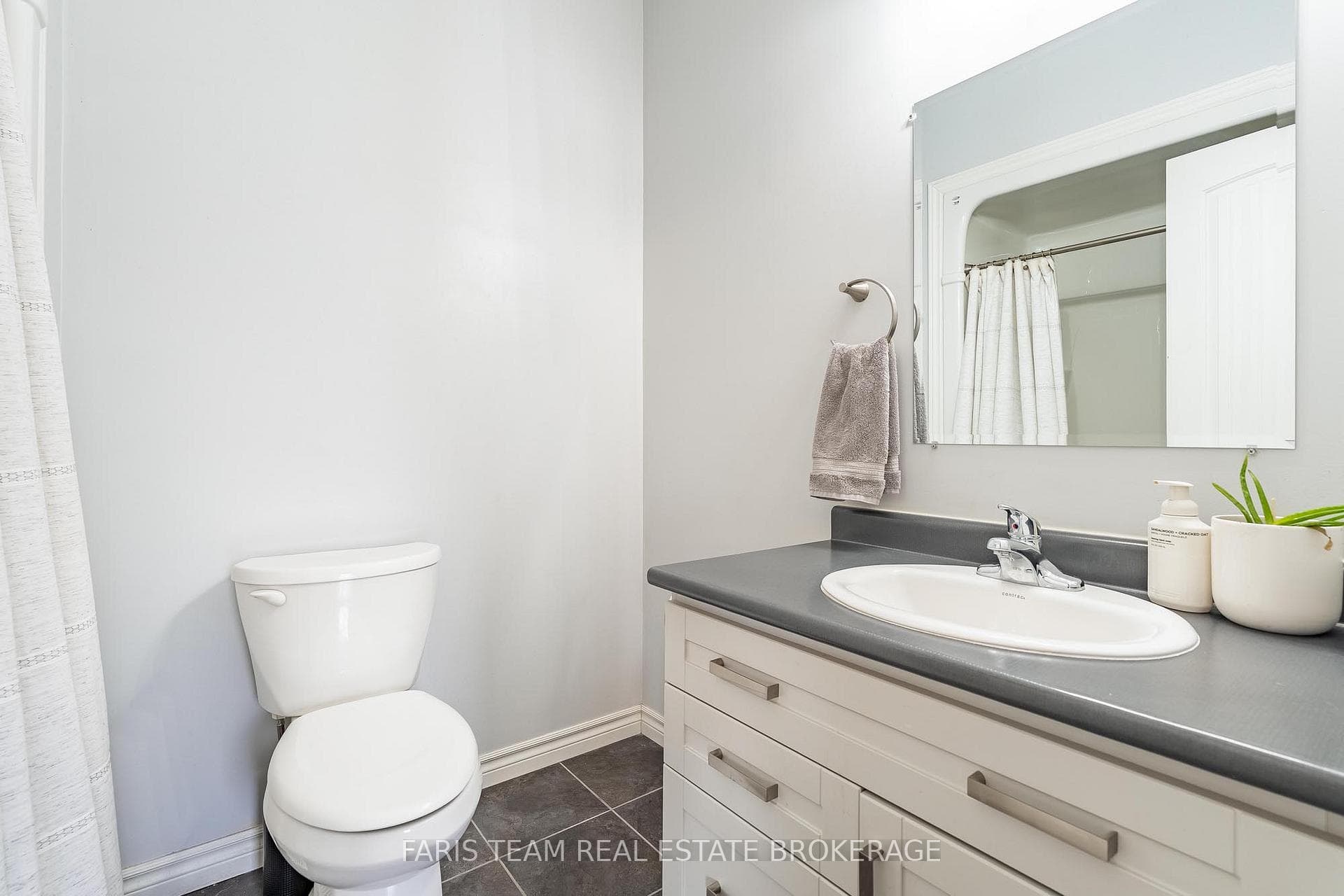 53 Boyd Crescent photo 20