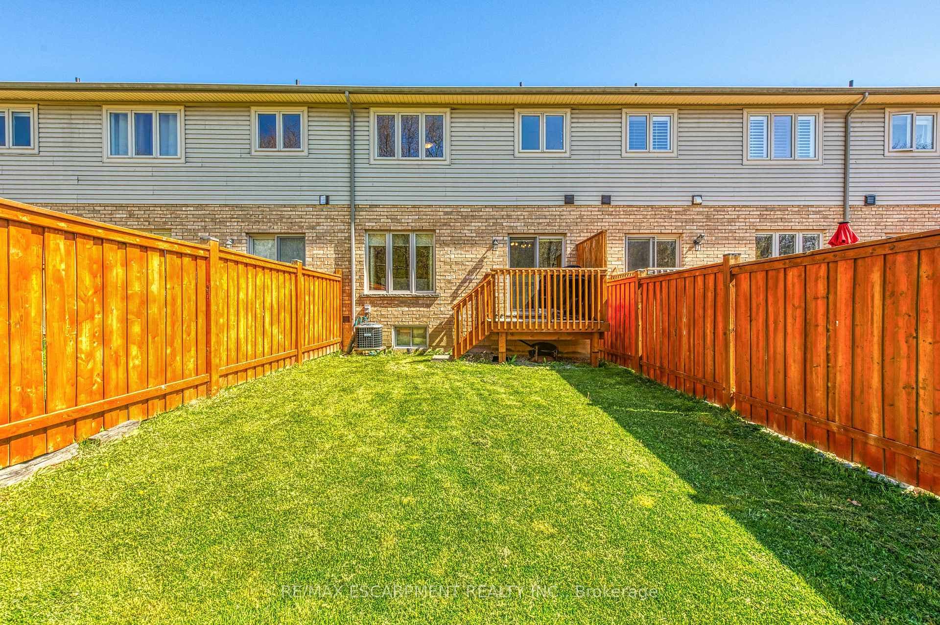 137 Kinsman Drive photo 48