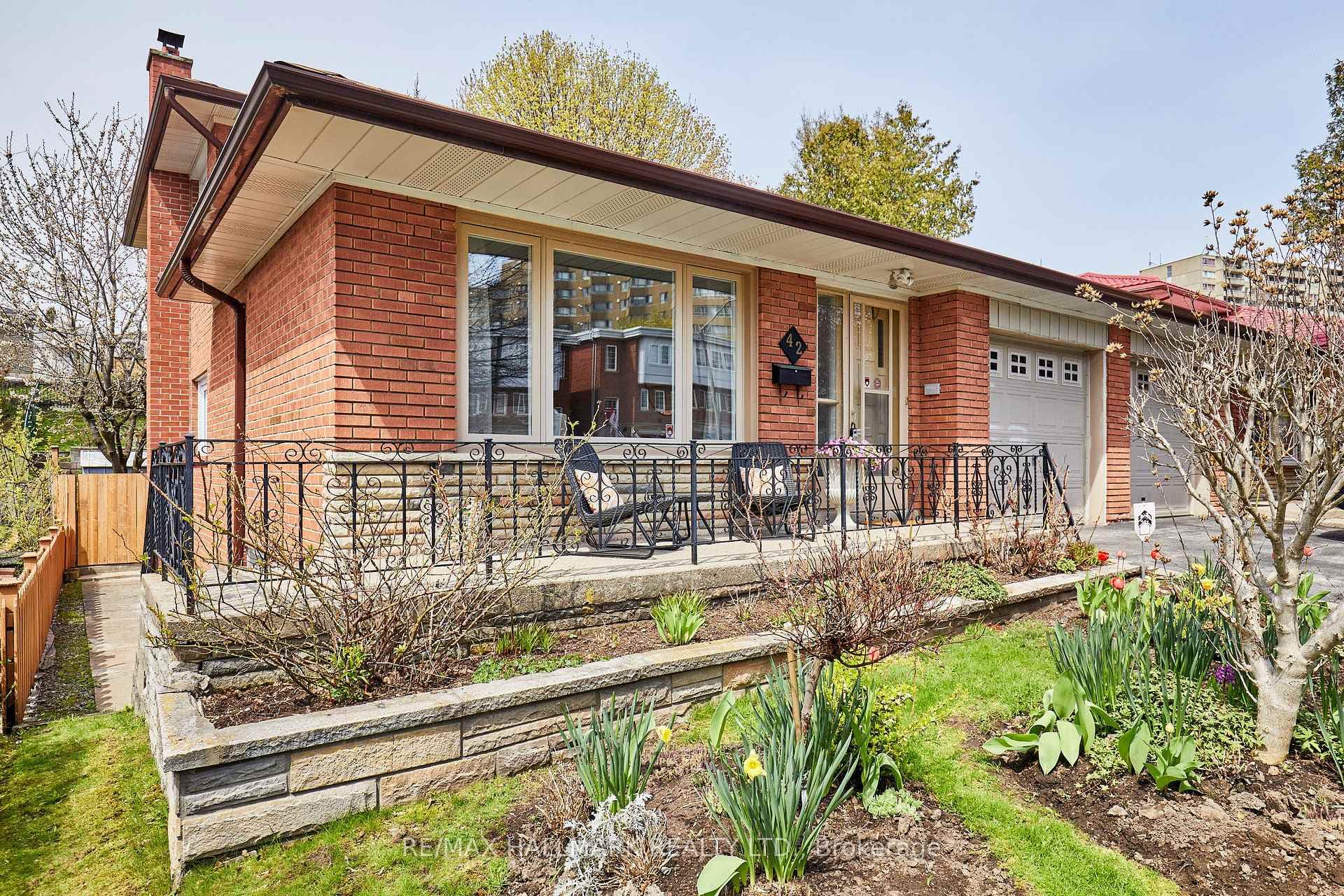 42 Halsey Avenue photo 13
