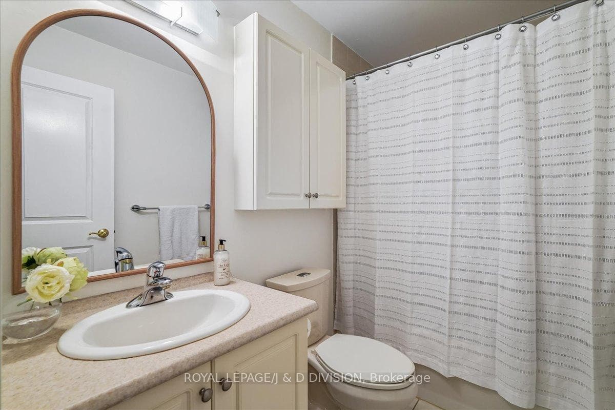 8 Crimson Millway N/A photo 21