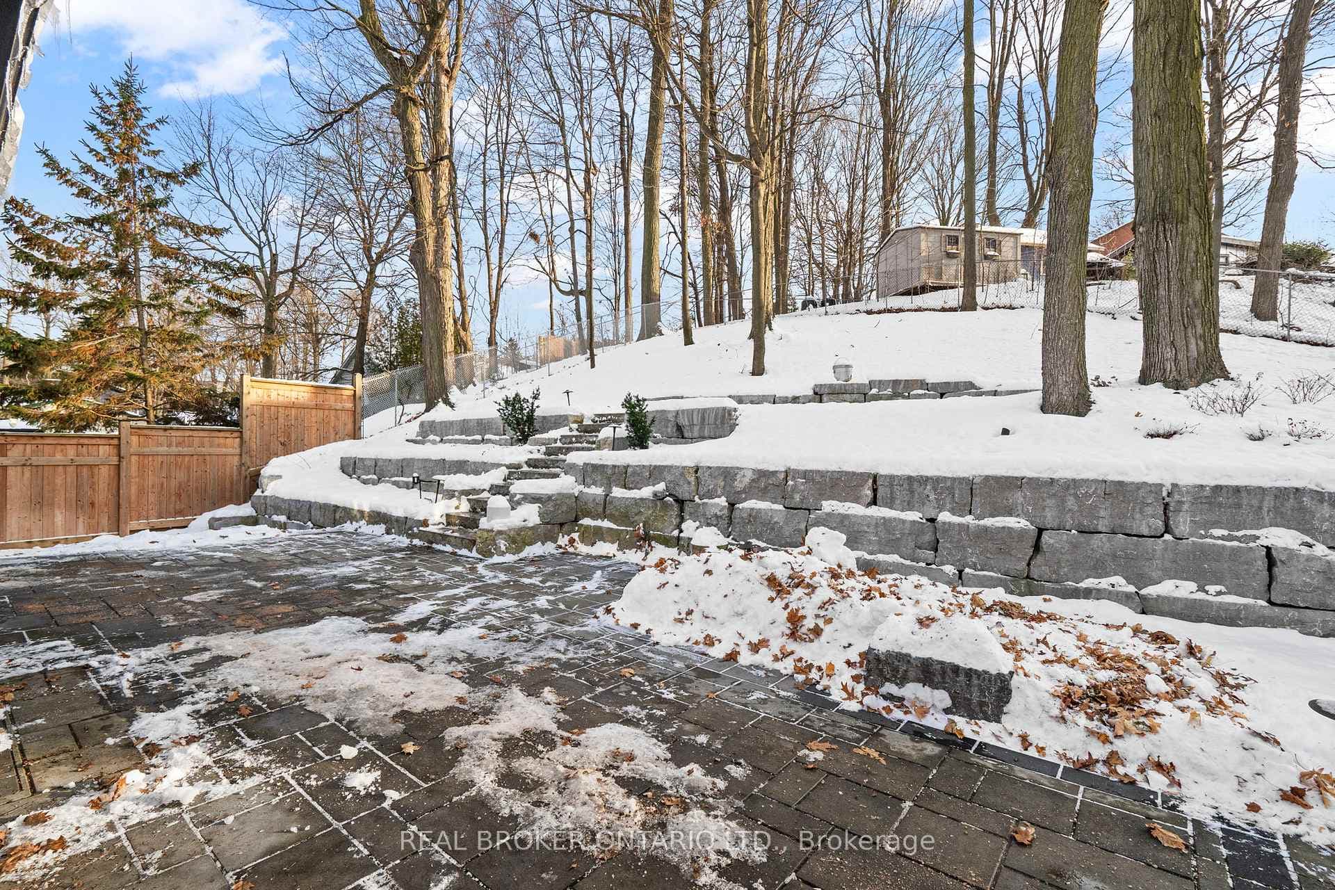190 Winston Boulevard photo 38