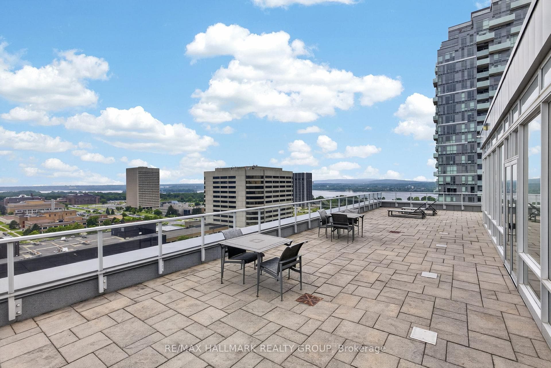 201 Parkdale Avenue Unit 408 photo 31