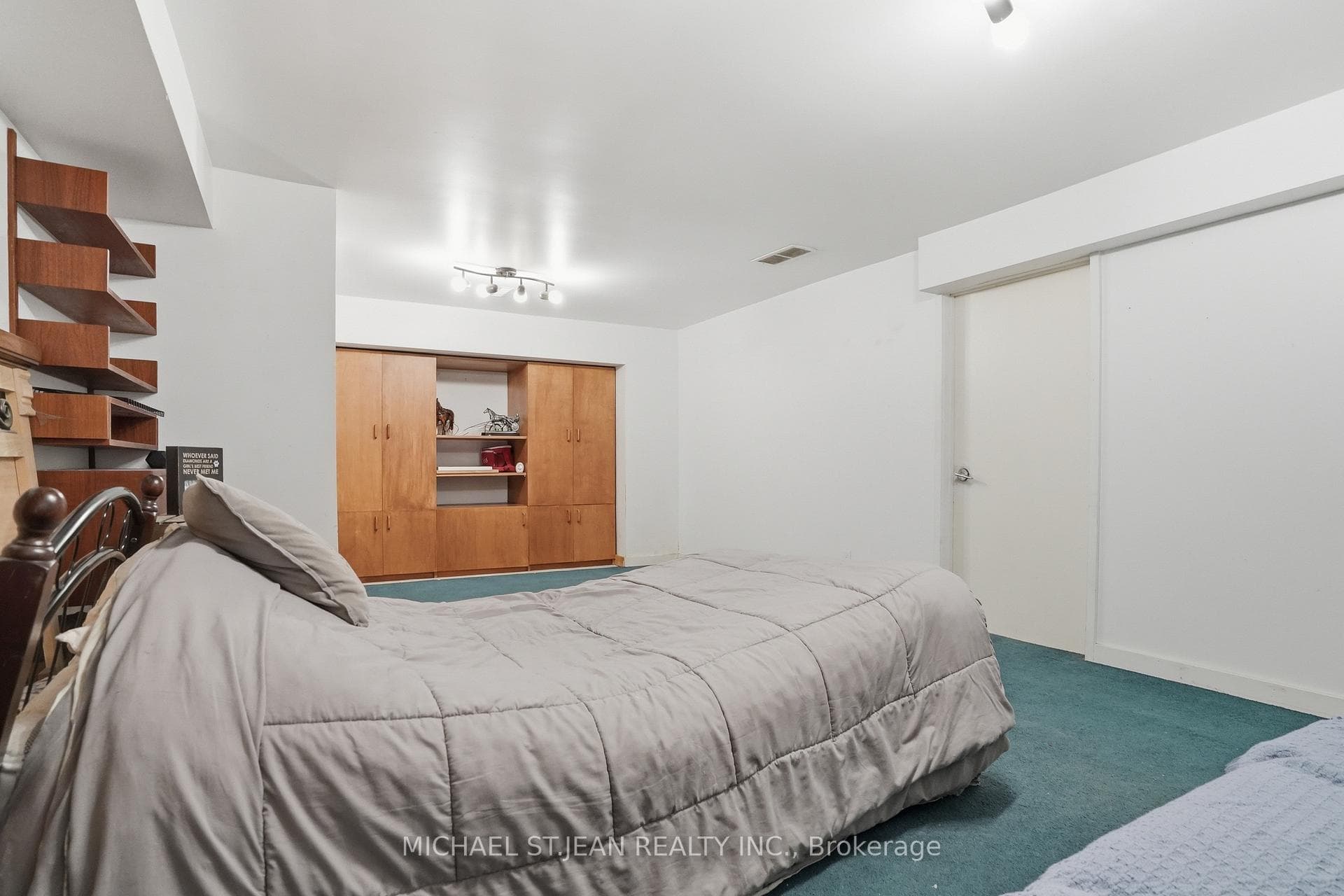 1314 Safari Road photo 35