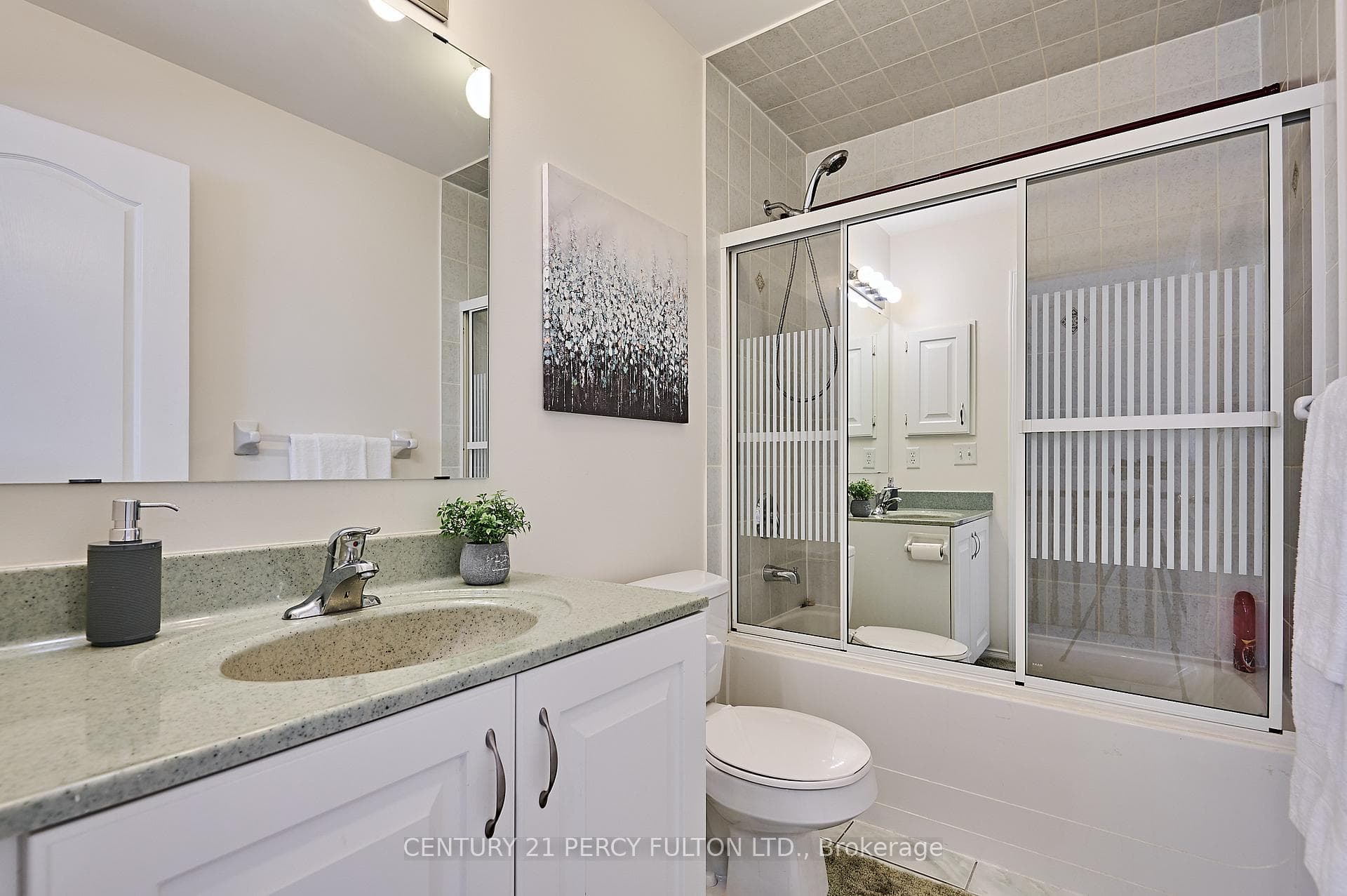 16 Unsworth Crescent photo 22