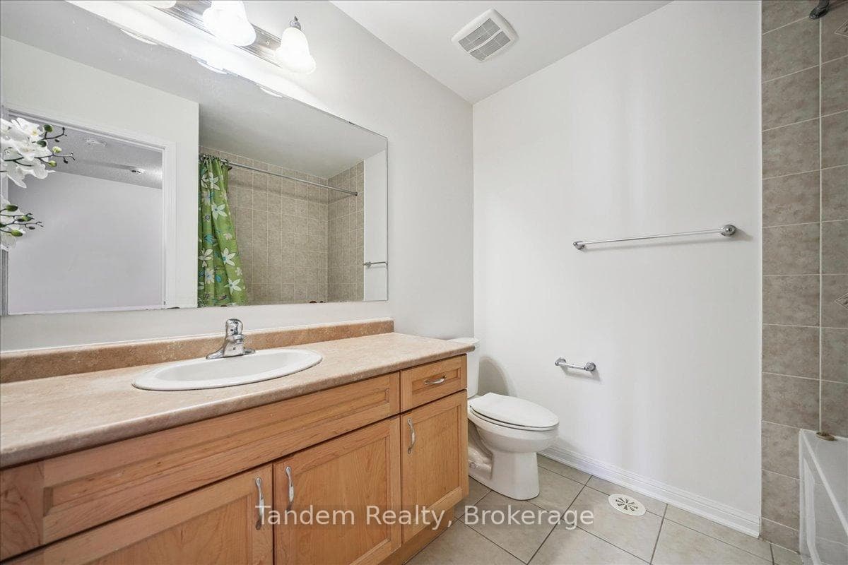 605 Attenborough Terrace photo 20