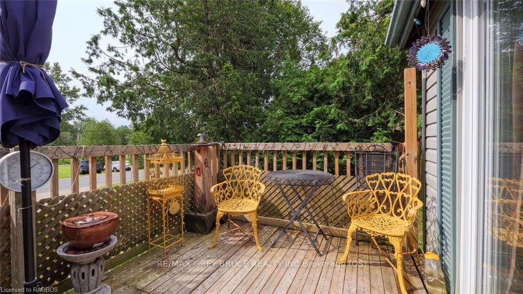 The perfect spot for your morning coffee!