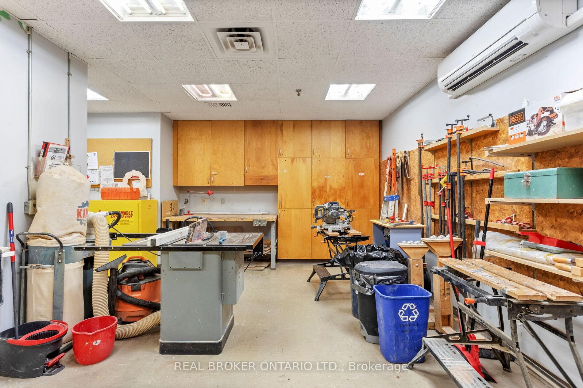 5250 Lakeshore Road Unit 607 photo 47