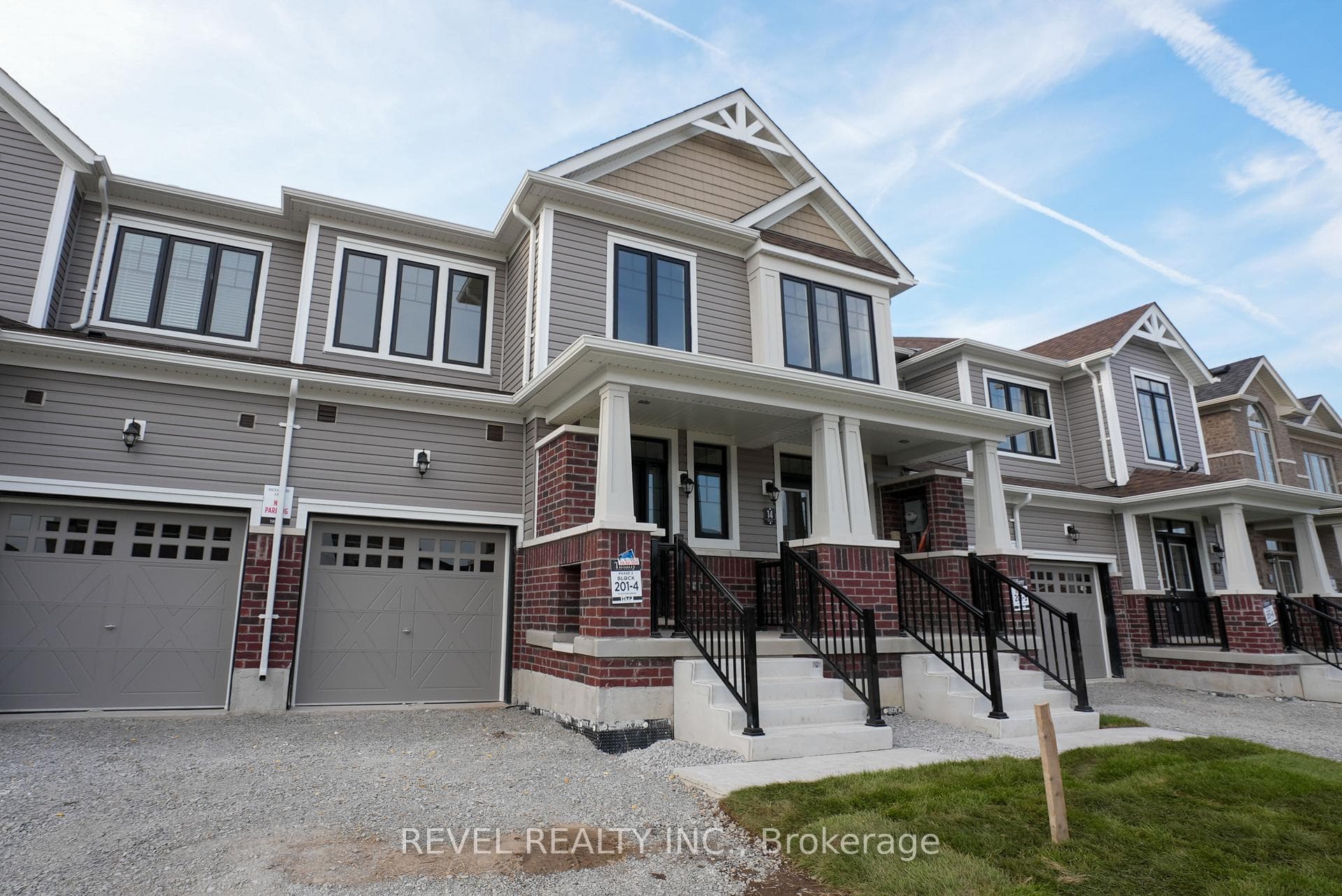12 Hylton Avenue photo 1
