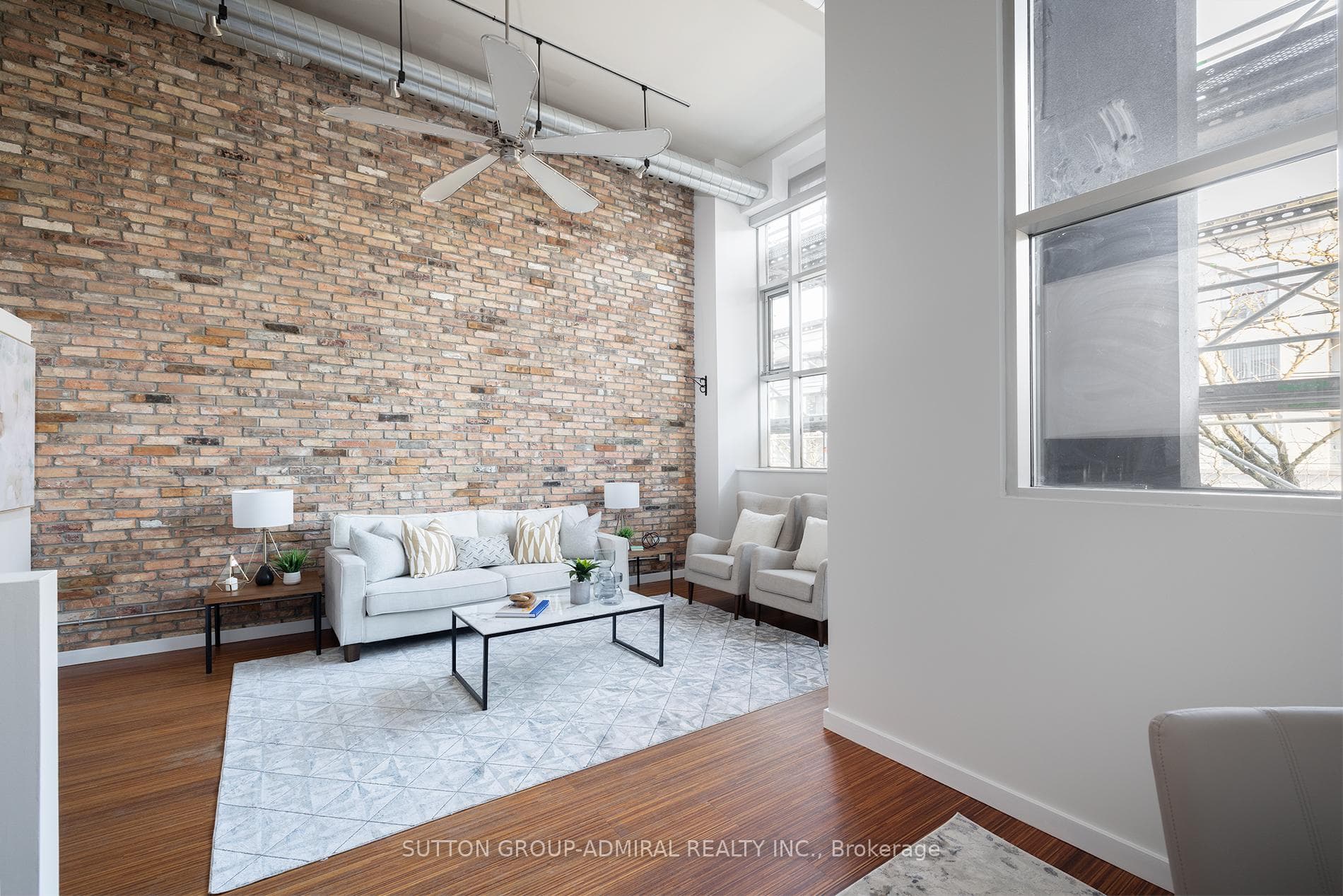 1852 Queen Street Unit 201 photo 1