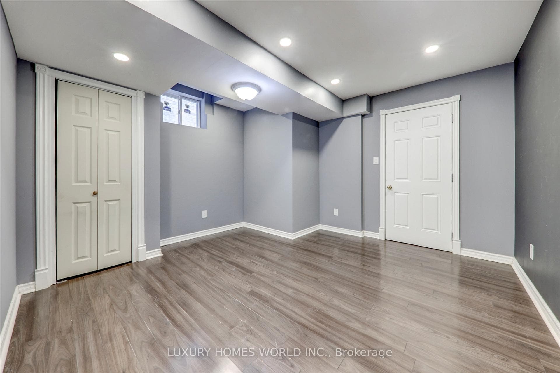 54 Creekland Avenue photo 28